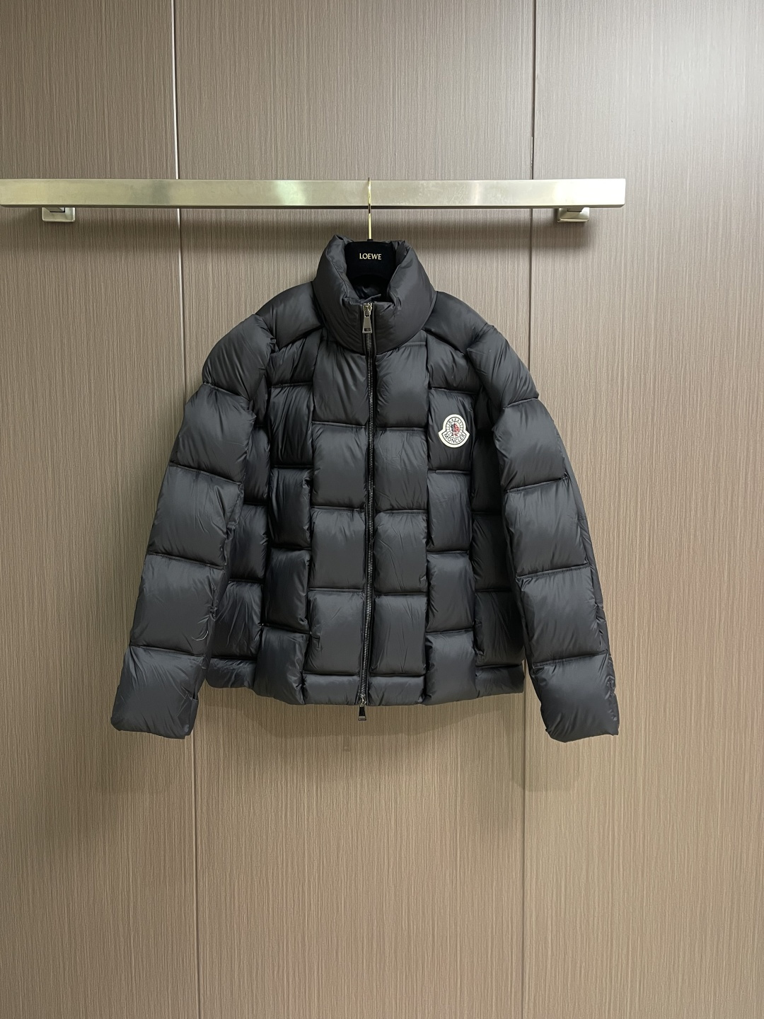 Moncler 2025Fw CistoPher Raxxy 联名3D绗缝拉链羽服，采用新国标90白鸭绒