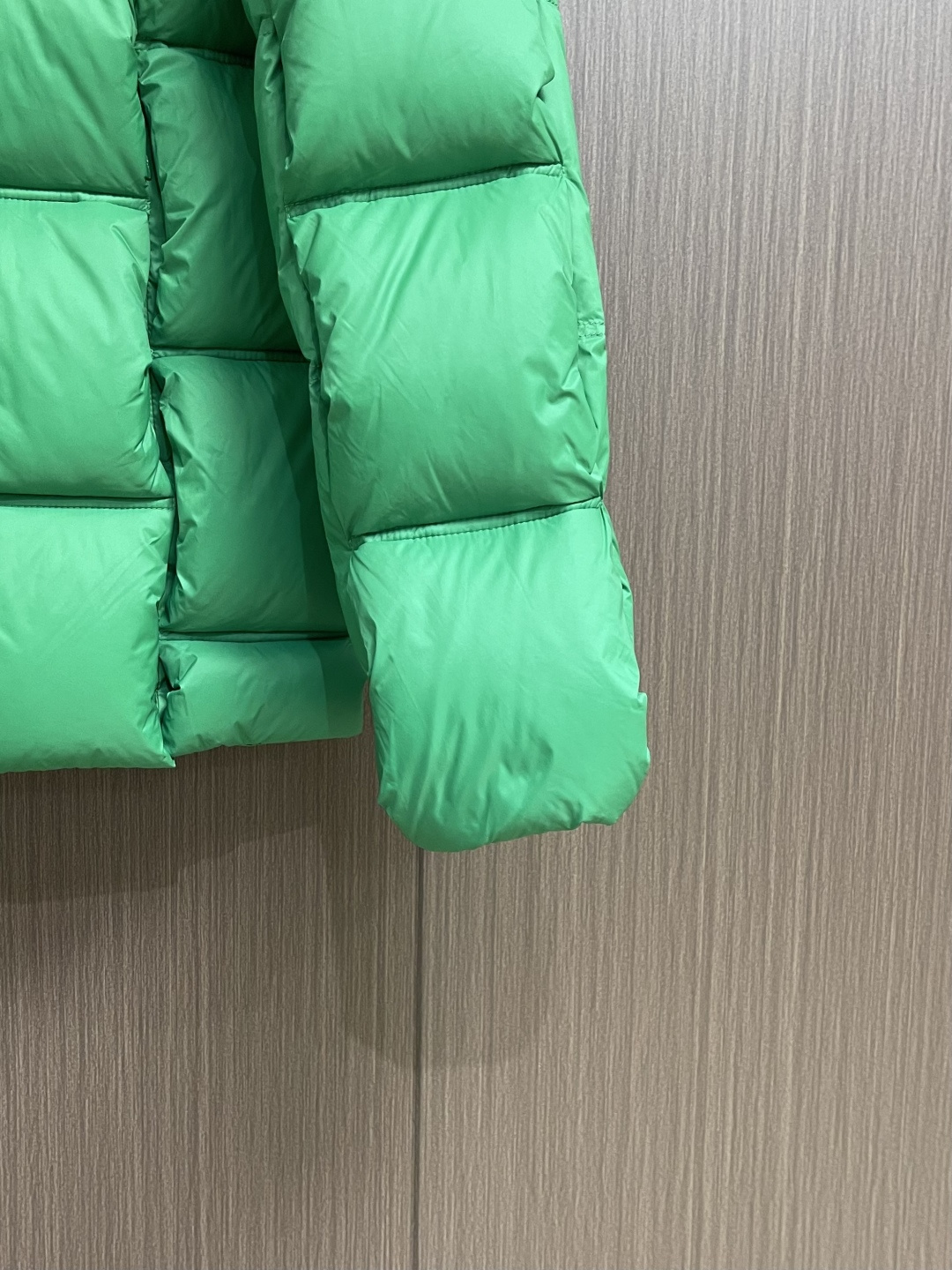 Moncler 2025Fw CistoPher Raxxy 联名3D绗缝拉链羽服，采用新国标90白鸭绒