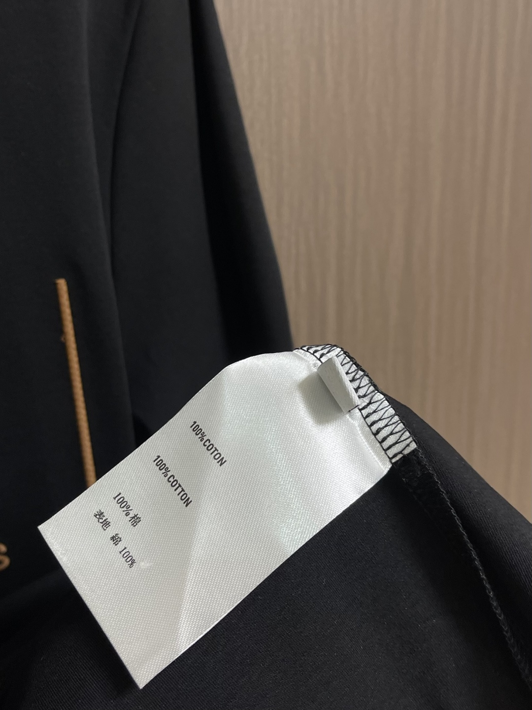 Berluti 布鲁提 2026SS夏季短袖圆领T恤打底衫，胸前简约logo设计，简约大气时尚百搭，手感