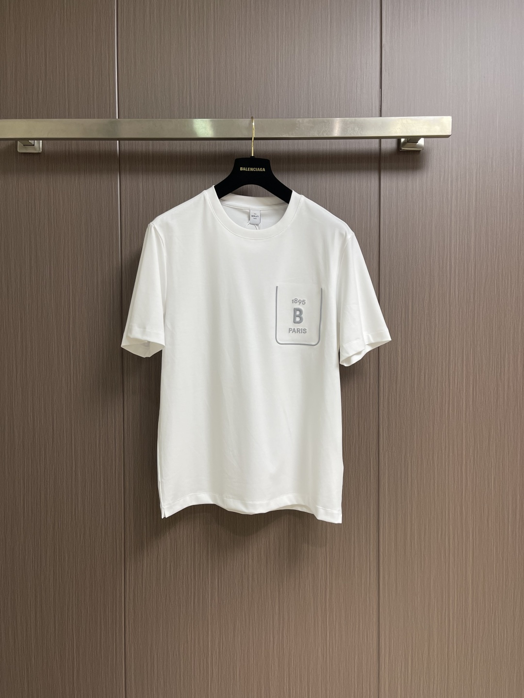 Berluti 布鲁提 2026SS夏季短袖圆领T恤打底衫，胸前简约logo设计，简约大气时尚百搭，手感