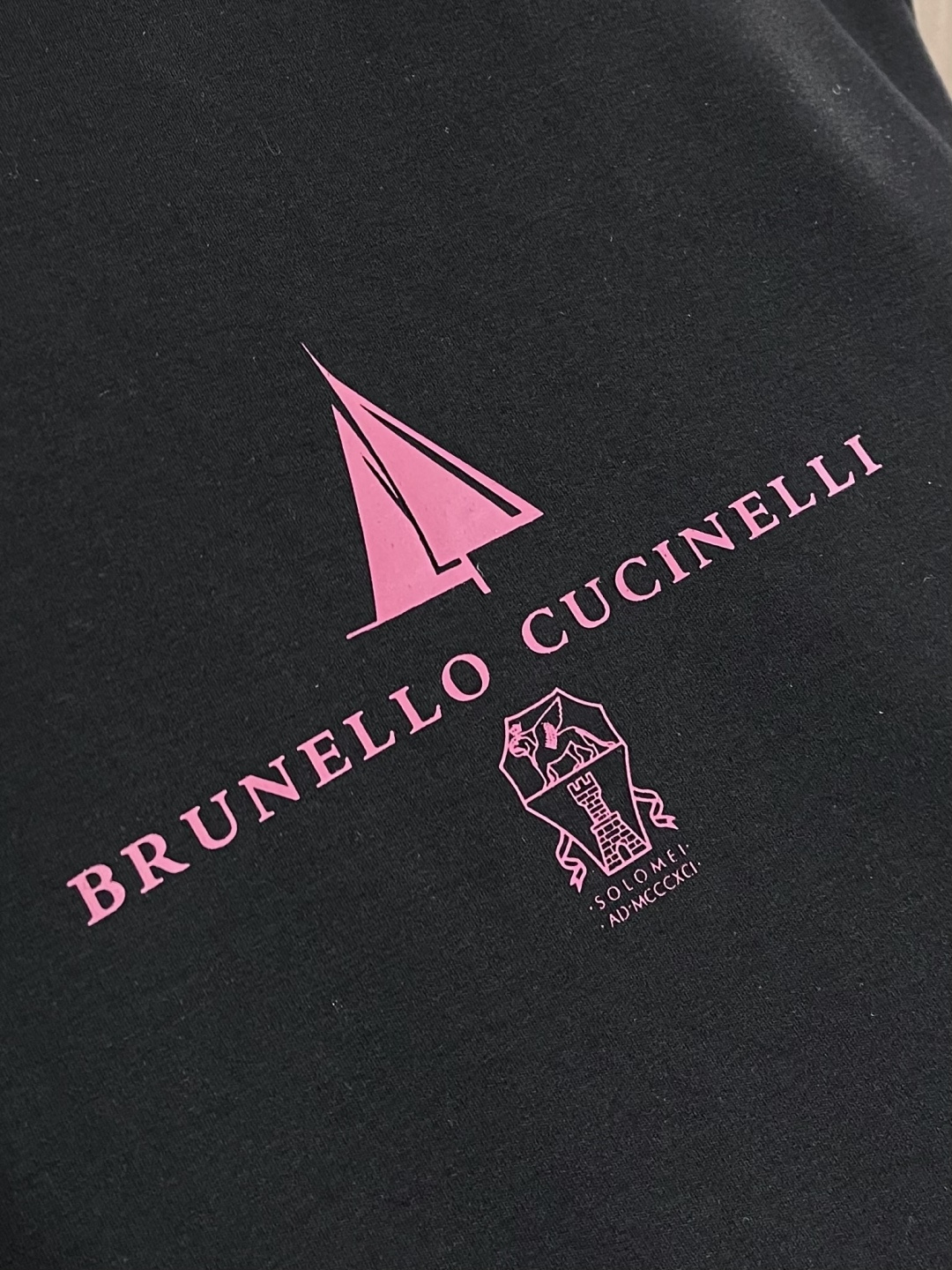 BC 2026ss夏季新款圆领短袖T恤，老钱新贵们推荐 作为新贵的首选 bc家材质讲究的同时 整体的设计