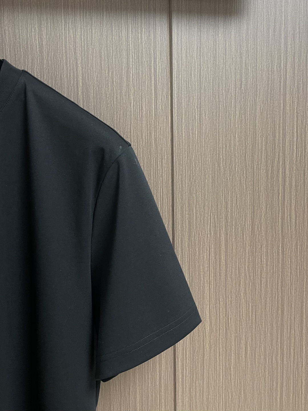 lp🆕 Loro Piana 2026ss春夏新品短袖T恤，Loro Piana这款短袖采用了双面液氨棉