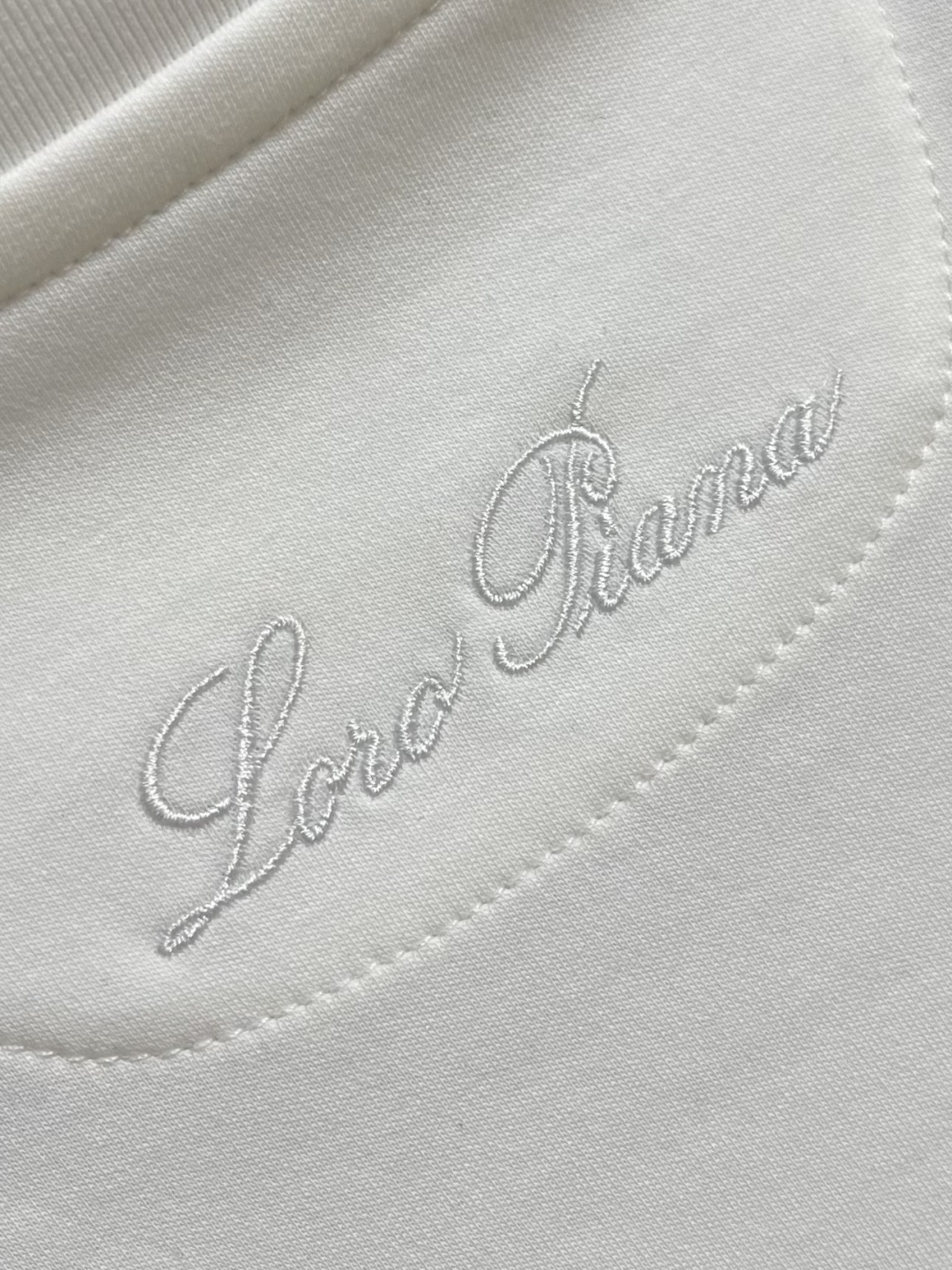 lp🆕 Loro Piana 2026ss春夏新品短袖T恤，Loro Piana这款短袖采用了双面液氨棉