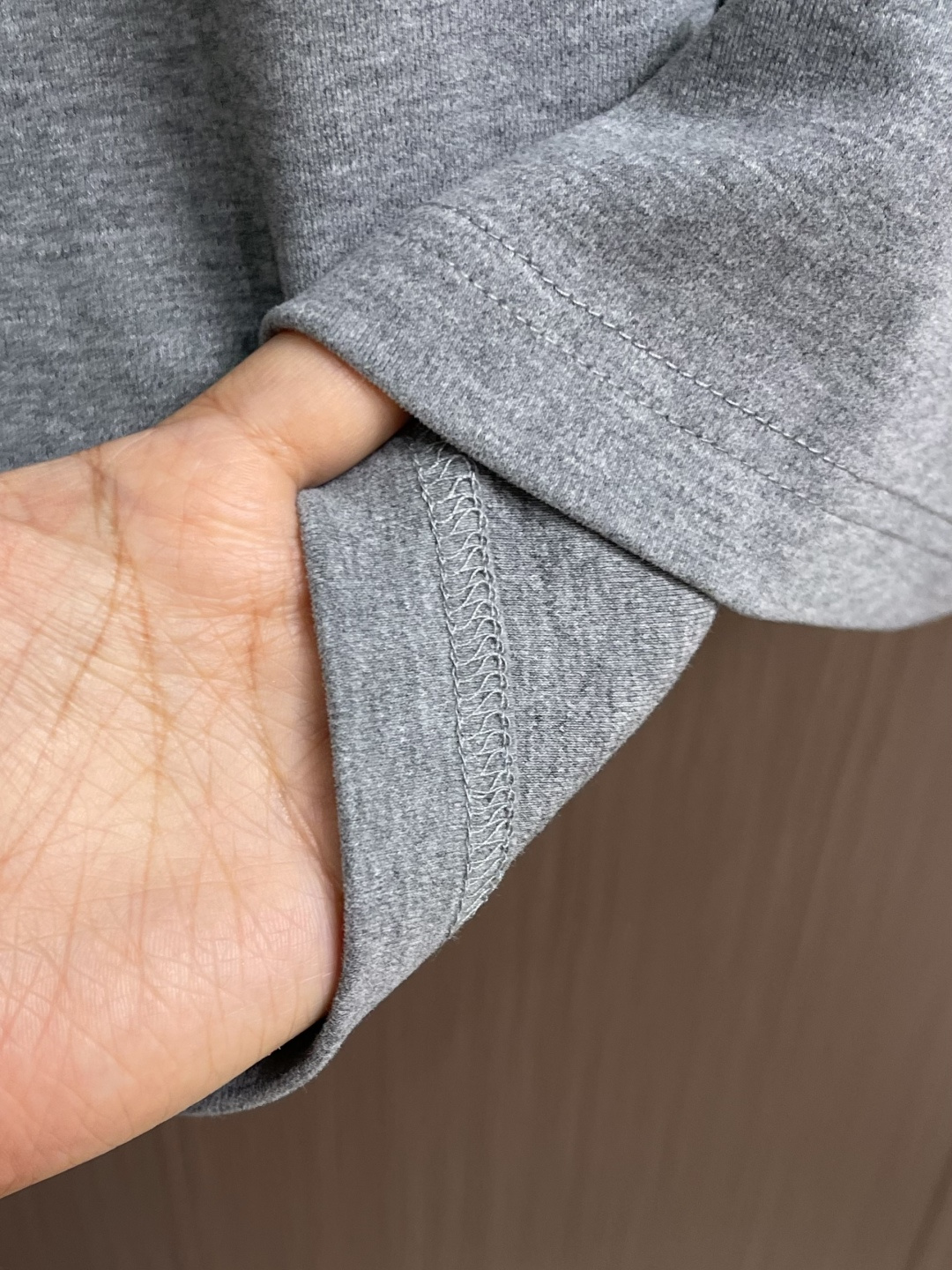 ✅🌾售后 Hermes Paris骏马皮革短袖T恤，定制双面云绒精梳棉，将马的力量与H的优雅熔铸为可穿戴