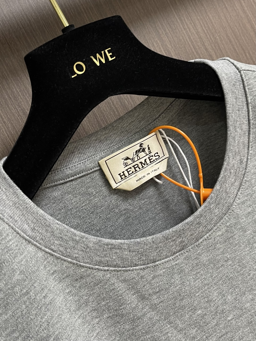 ✅🌾售后 Hermes Paris骏马皮革短袖T恤，定制双面云绒精梳棉，将马的力量与H的优雅熔铸为可穿戴