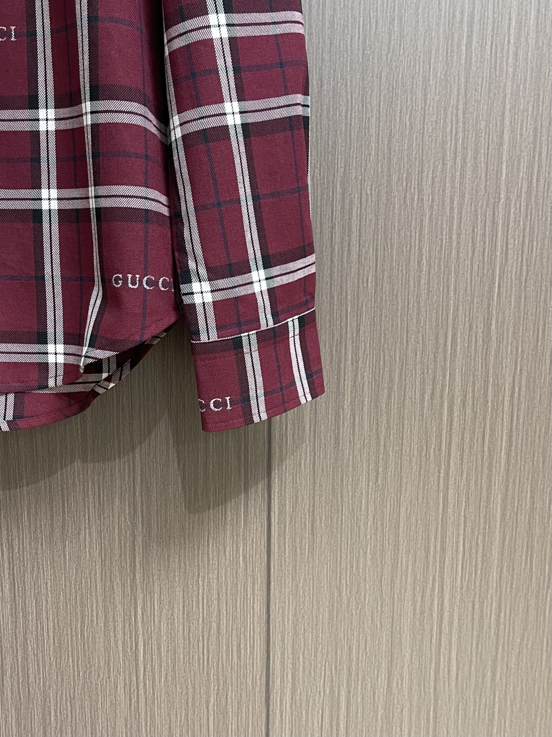 ✅🌾售后 GUCCI 苏格兰格纹棉布提花长袖衬衫，学院风格设计打造百搭格调，从容驾驭日常和休闲造型。这款