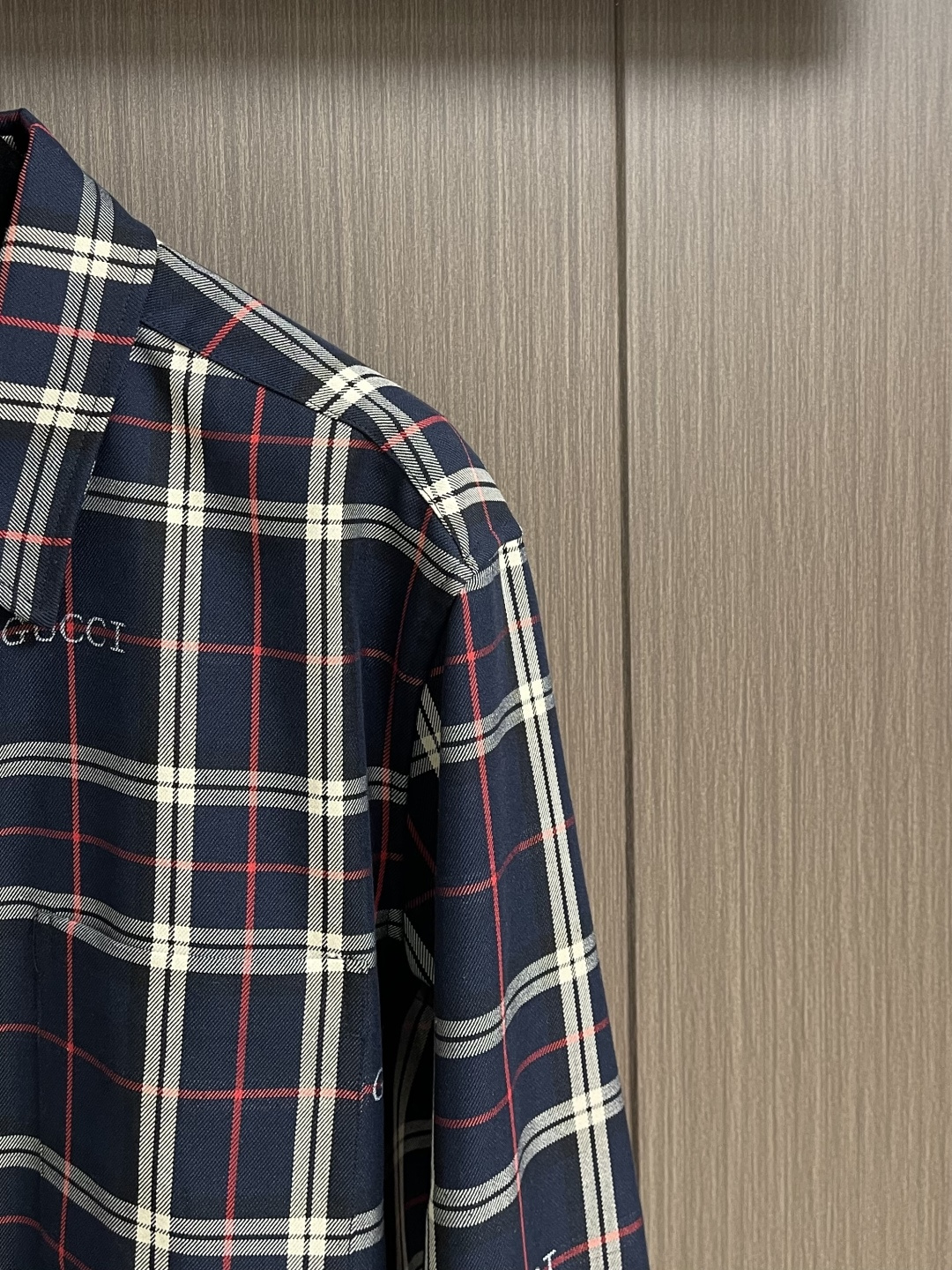 ✅🌾售后 GUCCI 苏格兰格纹棉布提花长袖衬衫，学院风格设计打造百搭格调，从容驾驭日常和休闲造型。这款