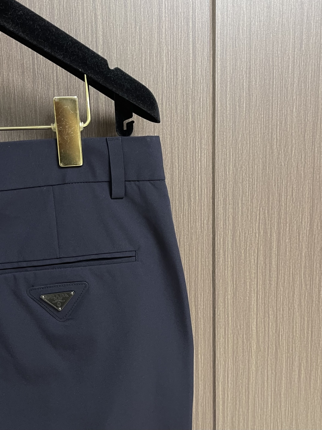 ✅🌾售后 Prada 2026ss运动休闲西裤，面料舒适透气，双侧插口袋设计！一款日常穿着，兼备多功能休