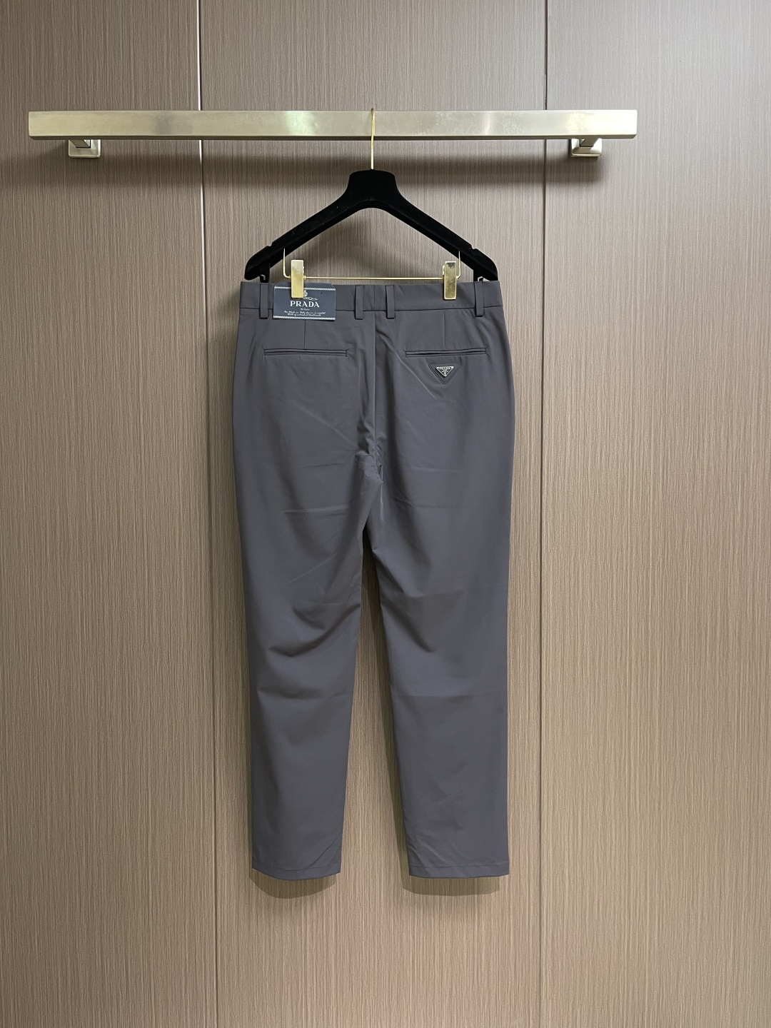 ✅🌾售后 Prada 2026ss运动休闲西裤，面料舒适透气，双侧插口袋设计！一款日常穿着，兼备多功能休