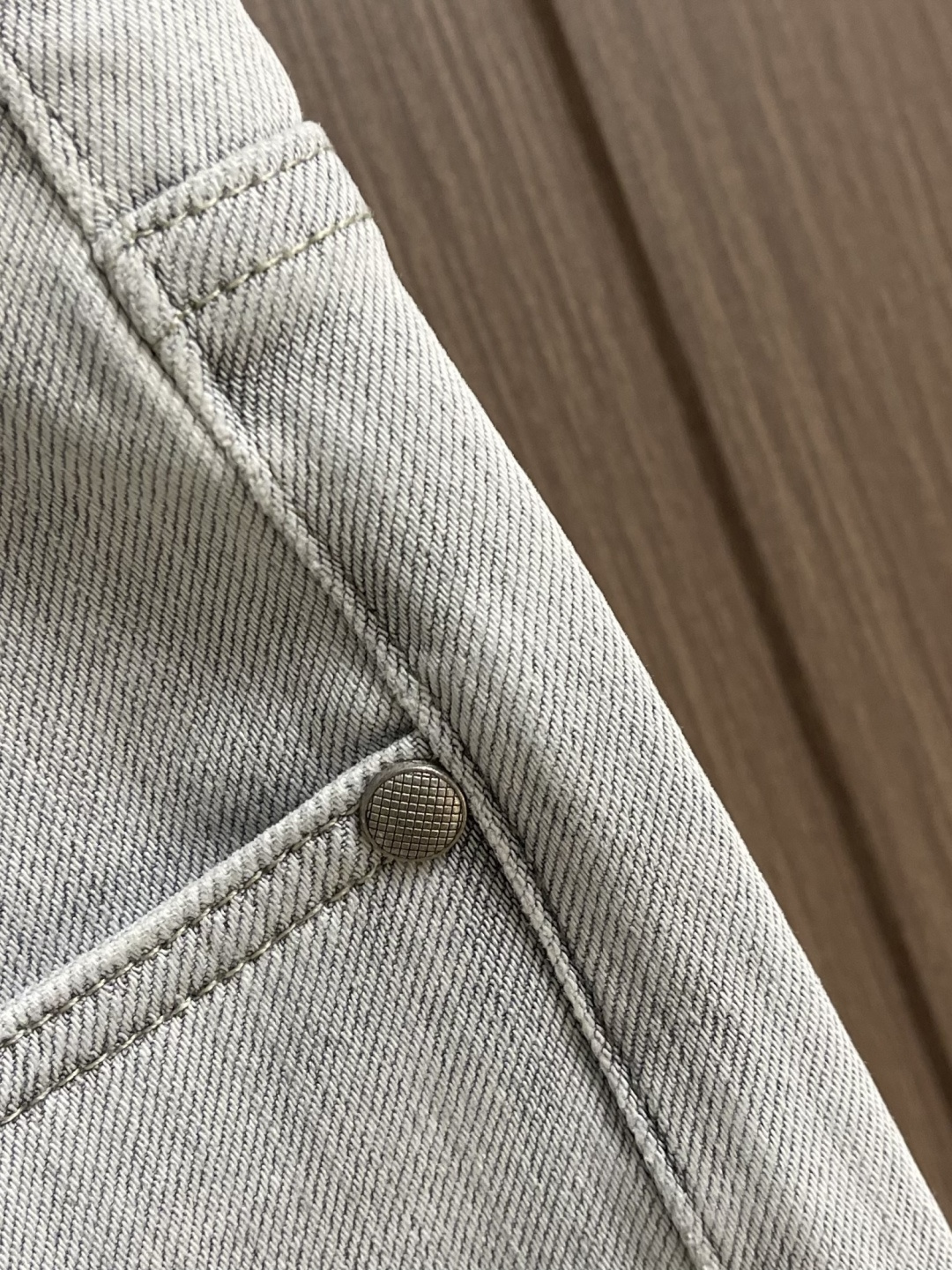 ✅🌾售后 BV 早春新款男款小直筒牛仔裤 特殊天丝混纺面料牛仔长裤 高端时尚休闲牛仔裤 简约时尚的三维裁