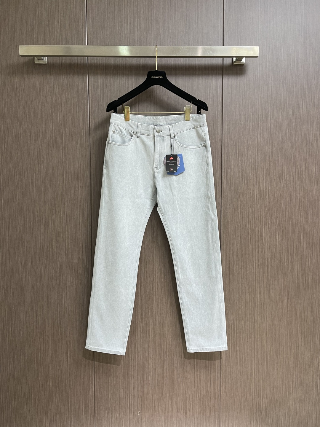 ✅🌾售后 BV 早春新款男款小直筒牛仔裤 特殊天丝混纺面料牛仔长裤 高端时尚休闲牛仔裤 简约时尚的三维裁