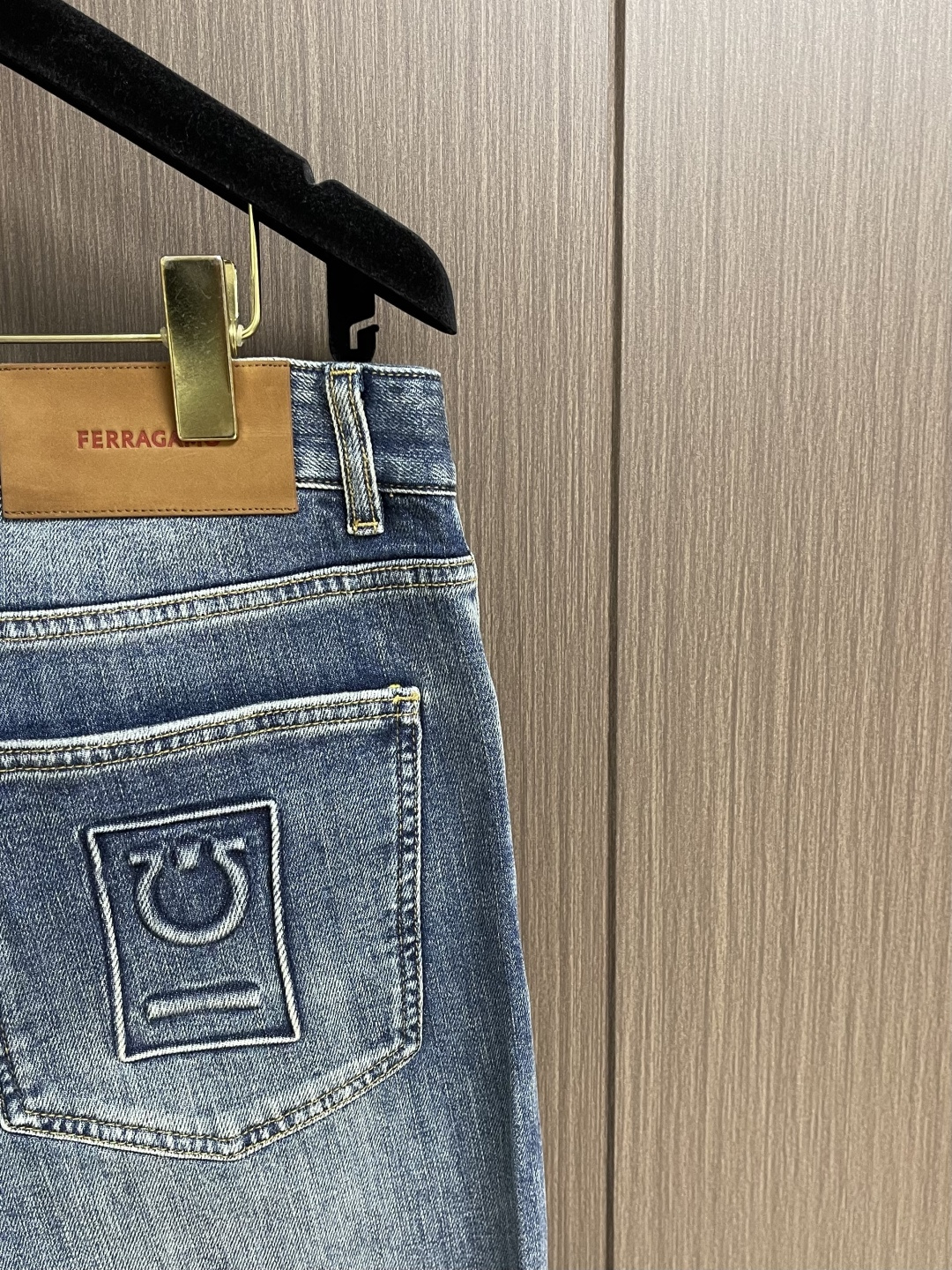 ✅🌾售后 Ferragamo菲拉格慕，2026ss男士商务休闲牛仔裤，原版一比一定制面料，轻薄透气，辅料