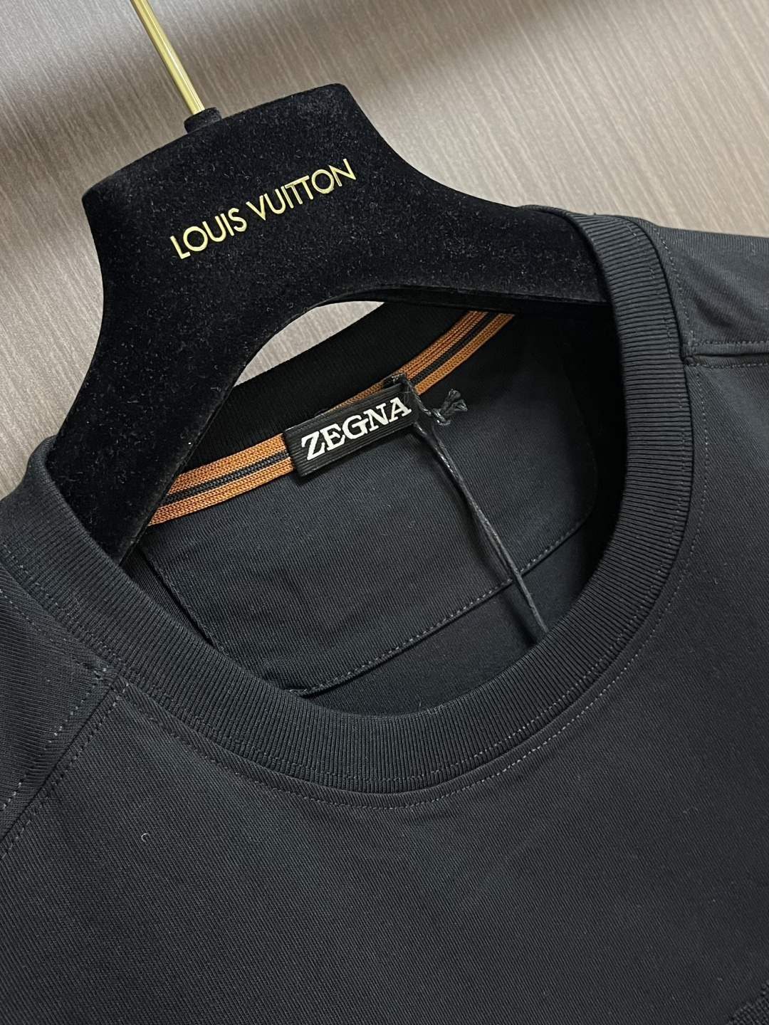 ✅新款 zegna 2026fw早春新品圆领短袖T恤，时尚休闲打底衫，进口优质面料打造，非常贴身柔软，胸