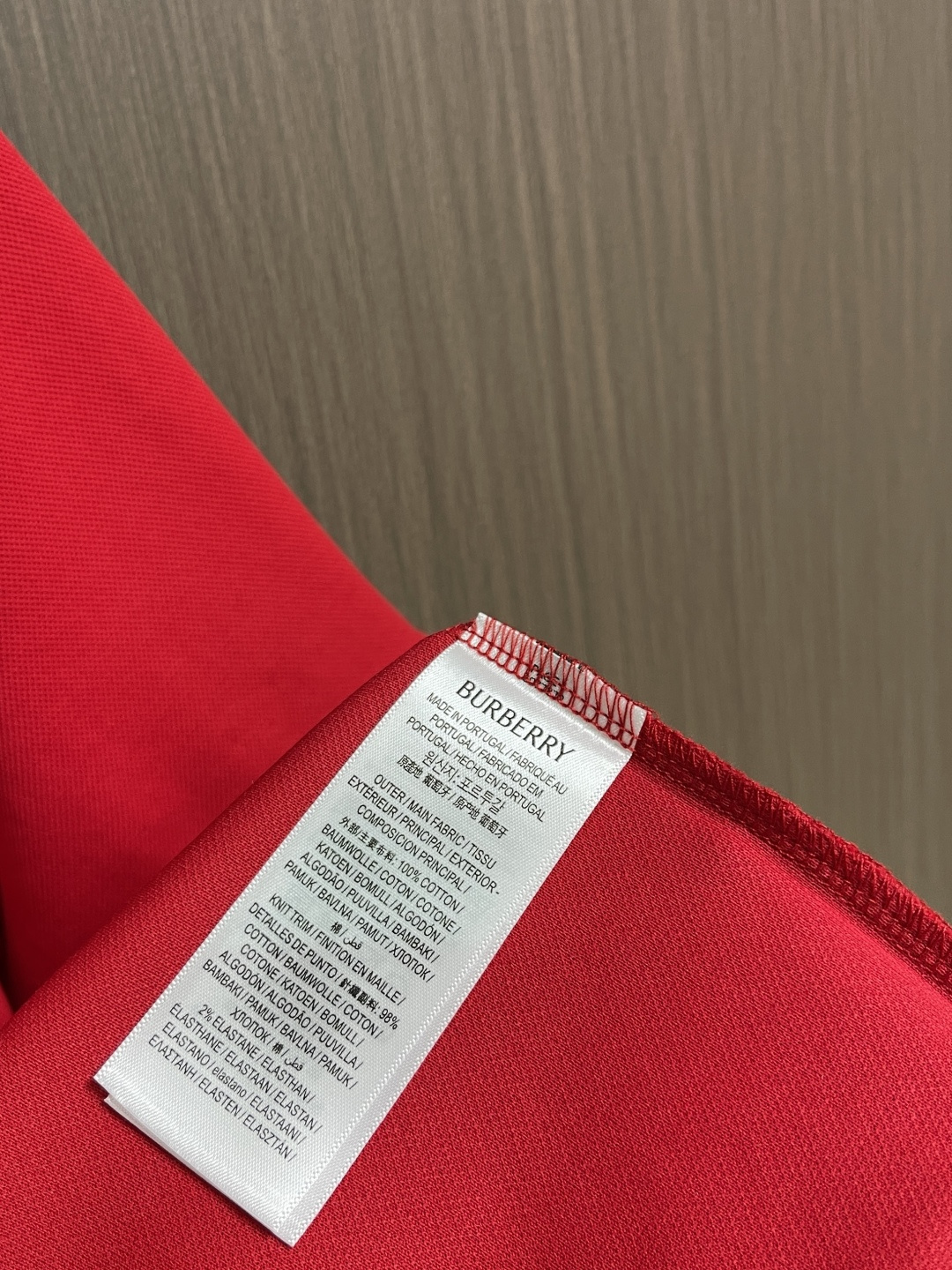 ✅新款 Burberry 金属战马标识短袖POLO，面料经过精细加工和处理，具有优良的质地和性能。手感柔
