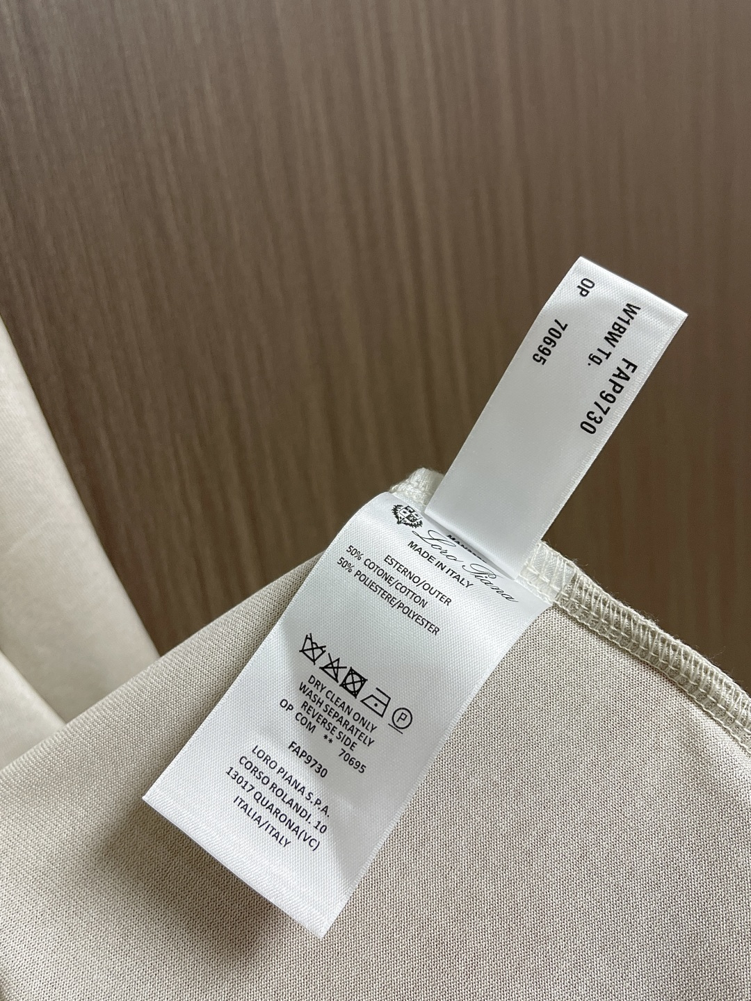 ✅新款 loroPiana loro Piana 翻领短袖POlO，贴身穿，像被轻柔云朵裹住，透气不闷汗
