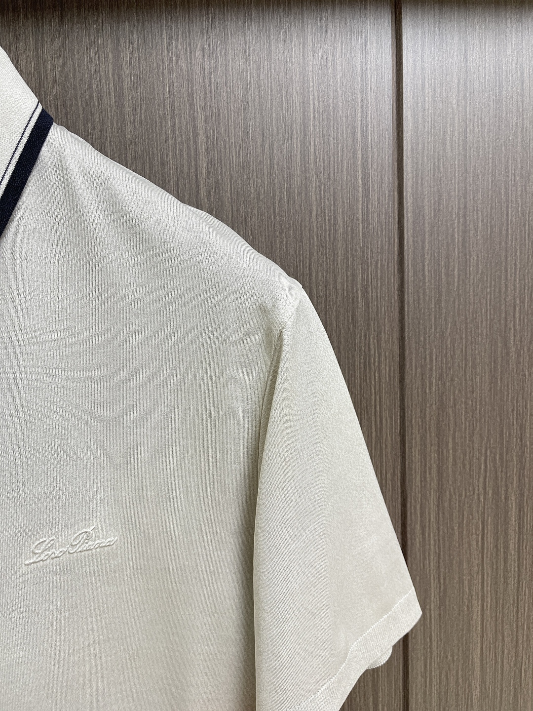 ✅新款 loroPiana loro Piana 翻领短袖POlO，贴身穿，像被轻柔云朵裹住，透气不闷汗