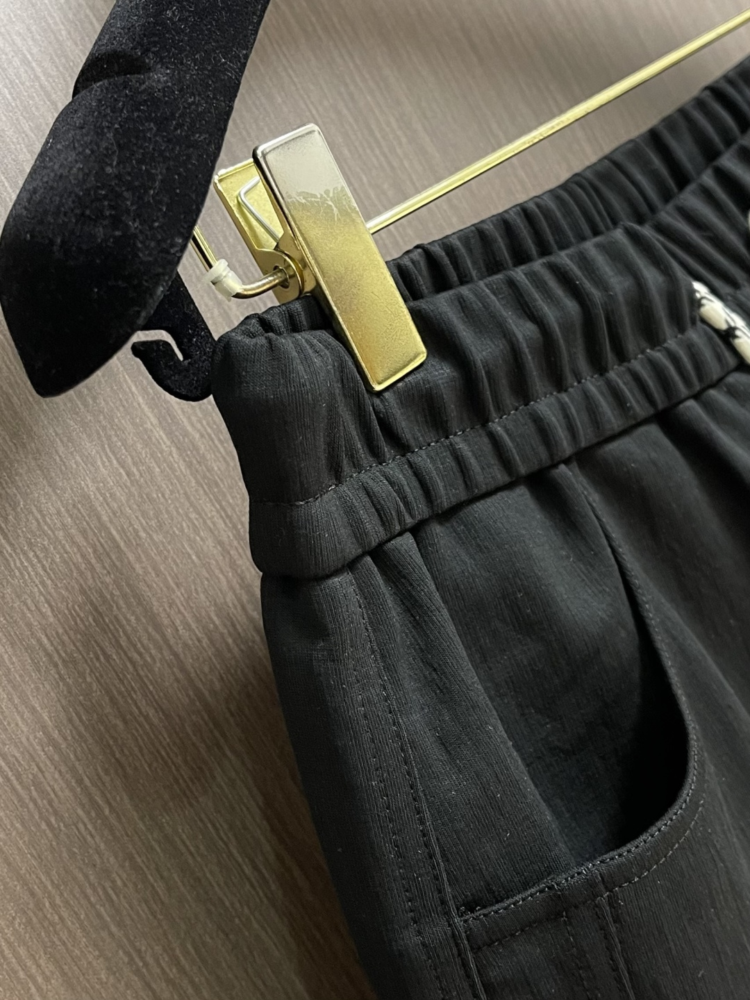 。🩵Balenciaga 2026SS早春新款直筒阔腿休闲卫裤，简约时尚新款定制面料，身穿手感舒适 低调