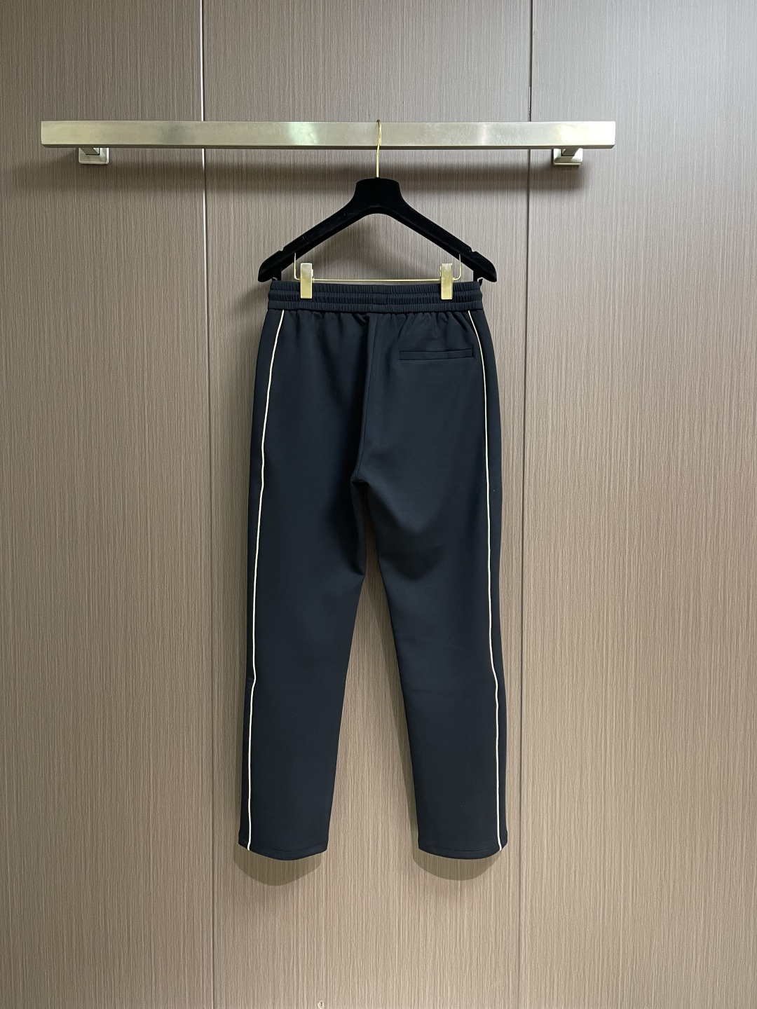 。🩵Lacoste 2026SS早春新款休闲直筒卫裤，客供定制面料，鳄鱼刺绣点缀，所有辅料细节齐全，完美