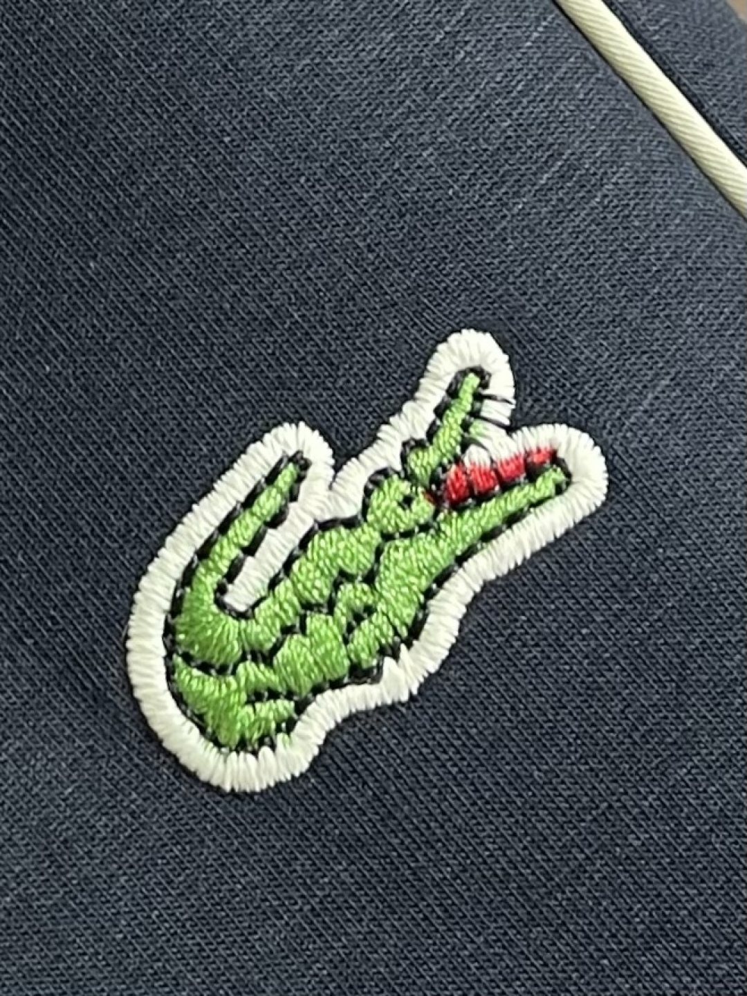 。🩵Lacoste 2026SS早春新款休闲直筒卫裤，客供定制面料，鳄鱼刺绣点缀，所有辅料细节齐全，完美