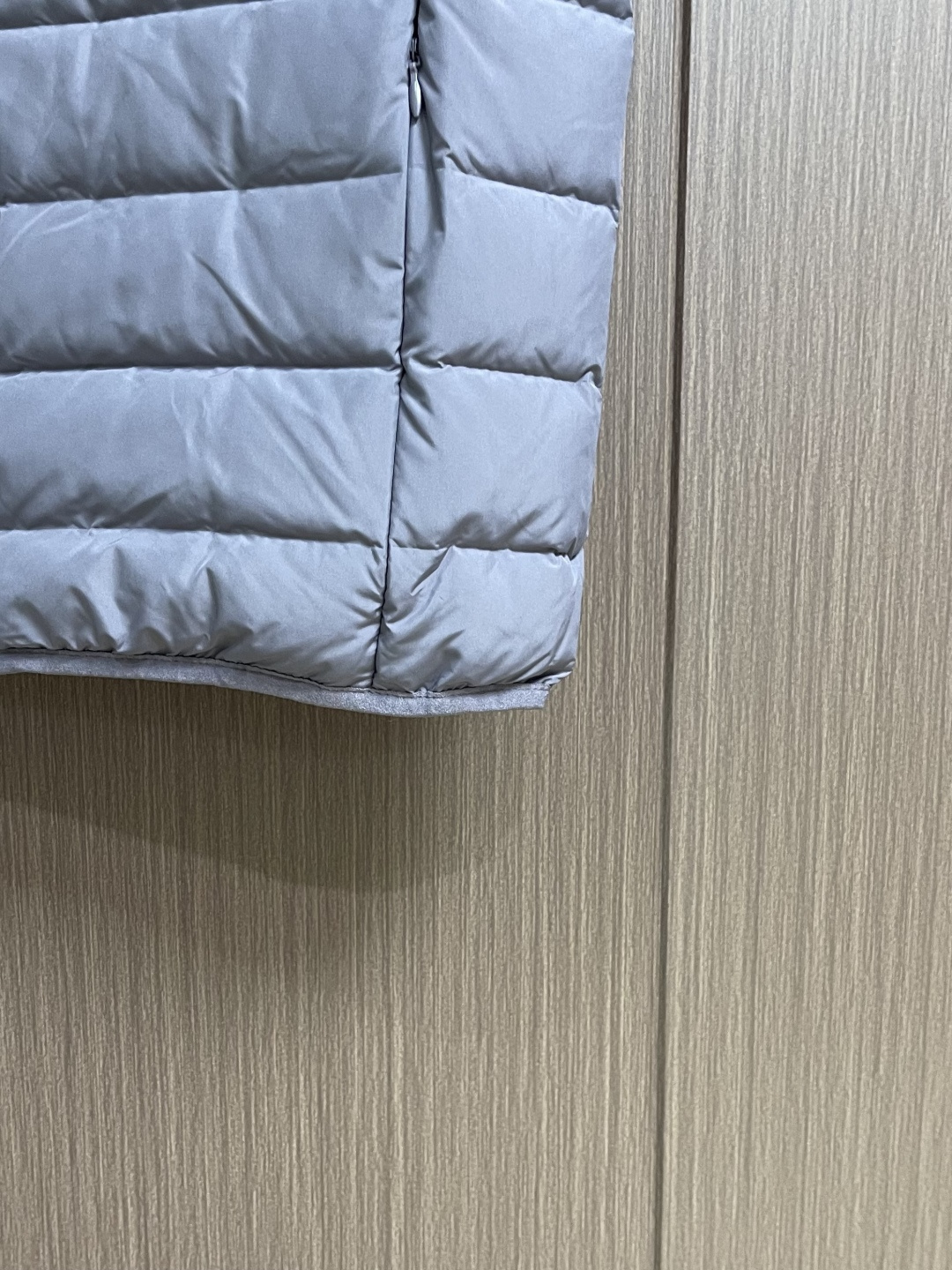 arcteryx 始祖鸟秋冬羽绒立领情侣马甲，日常休闲 随意搭配 都是无可挑剔，送人自留！都非常有面，经