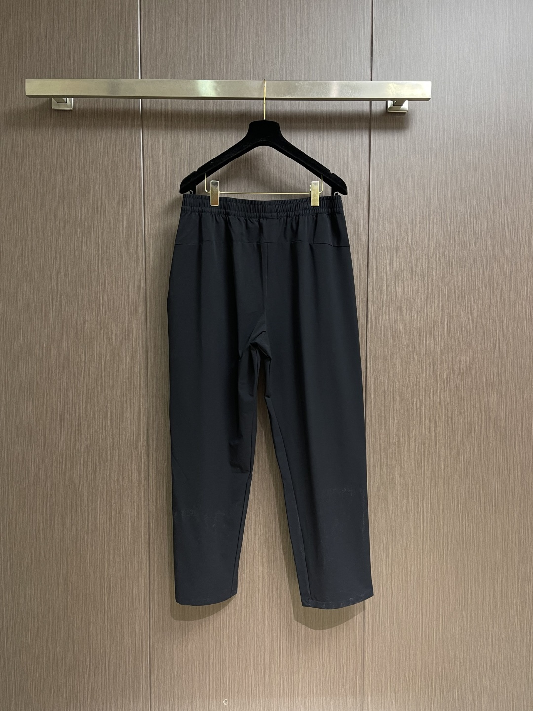 ARCTERYX  始祖鸟户外防风透气春夏男士软壳裤！无缝设计，高热度鸟家户外机能风3D立体修身裁剪，高
