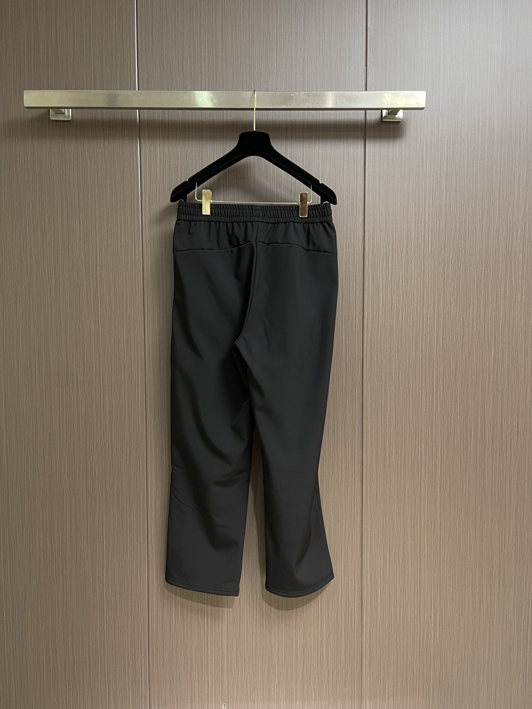 ARC’TERYX 始祖鸟户外 休闲通勤 机能裤 它是可以被定义为一条‘皮肤裤’，防晒抗撕裂，整条裤子包