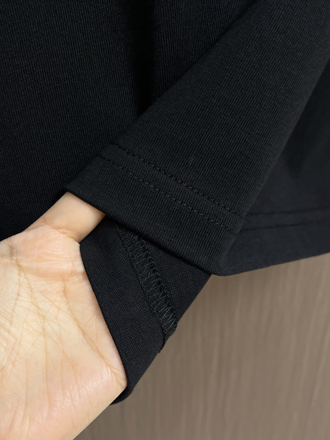 Dior 2026SS夏季新款280克高密度短袖T恤，CD品牌标识刺绣，男女同款 采用进口定制定染面料上