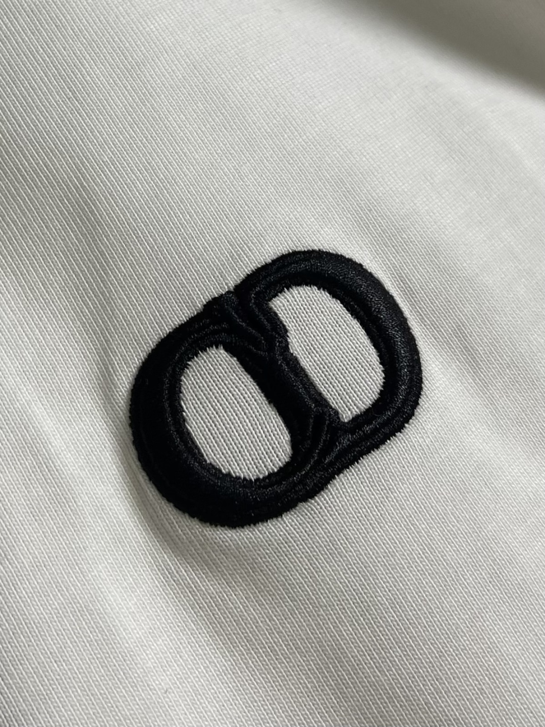 Dior 2026SS夏季新款280克高密度短袖T恤，CD品牌标识刺绣，男女同款 采用进口定制定染面料上