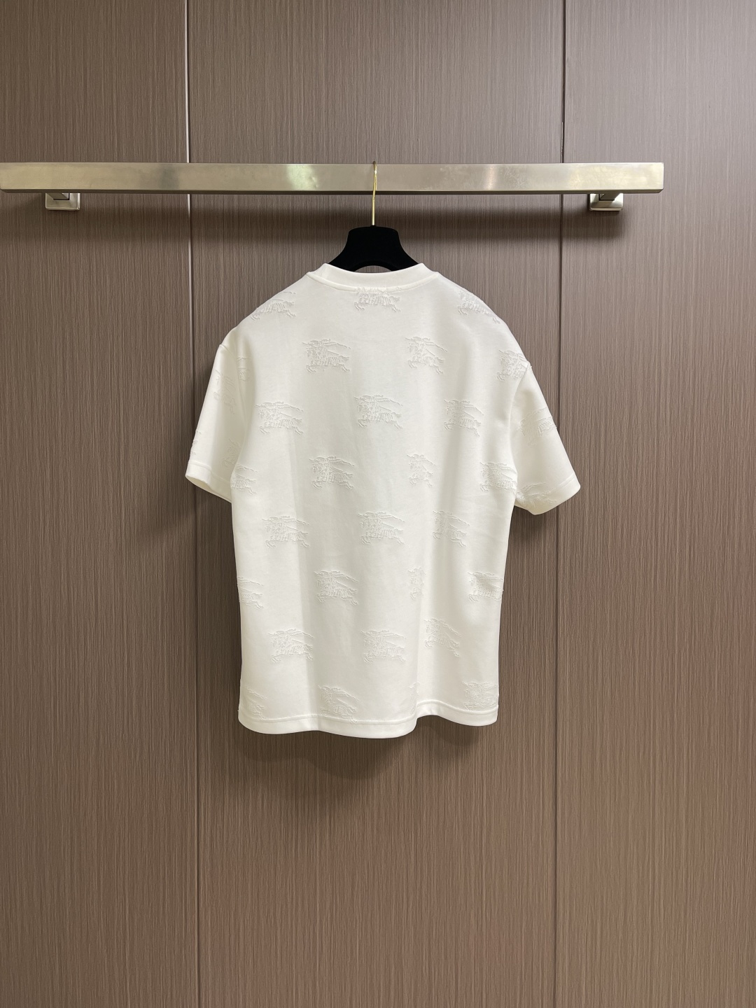 Burberry 2026ss新款战马提花短袖T恤，定织活性双纱纯棉面料！采用32s双纱面料，230g；