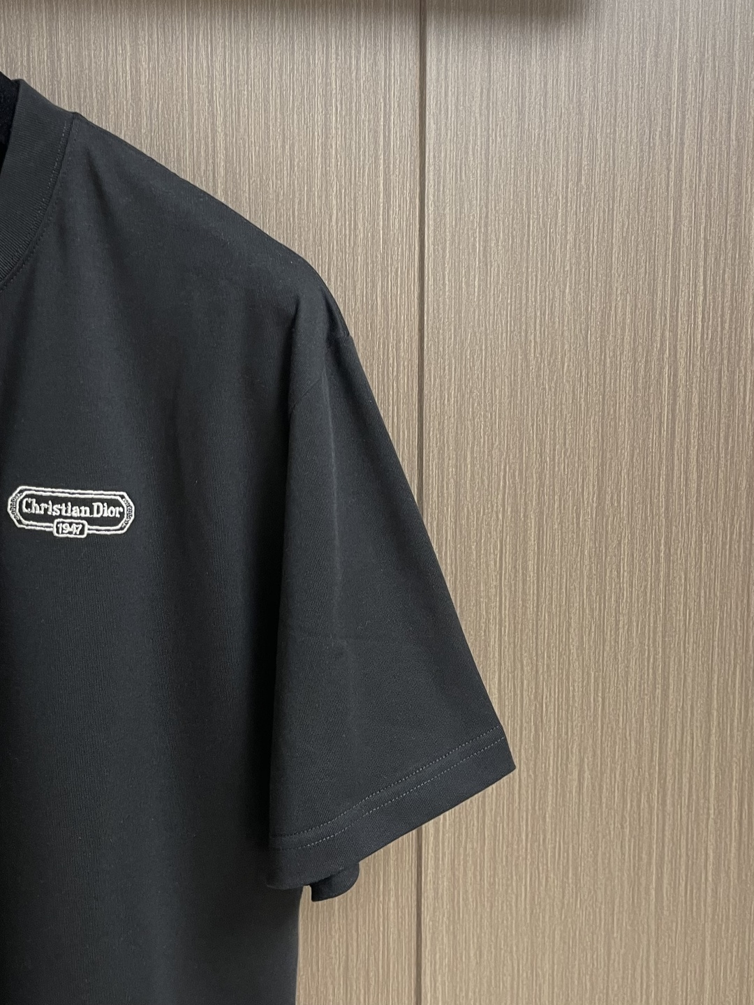 DIOR 2026ss 夏季新款logo标识刺绣圆领短袖T恤，定制客供面料精选丝光棉 轻薄透气 上身丝滑