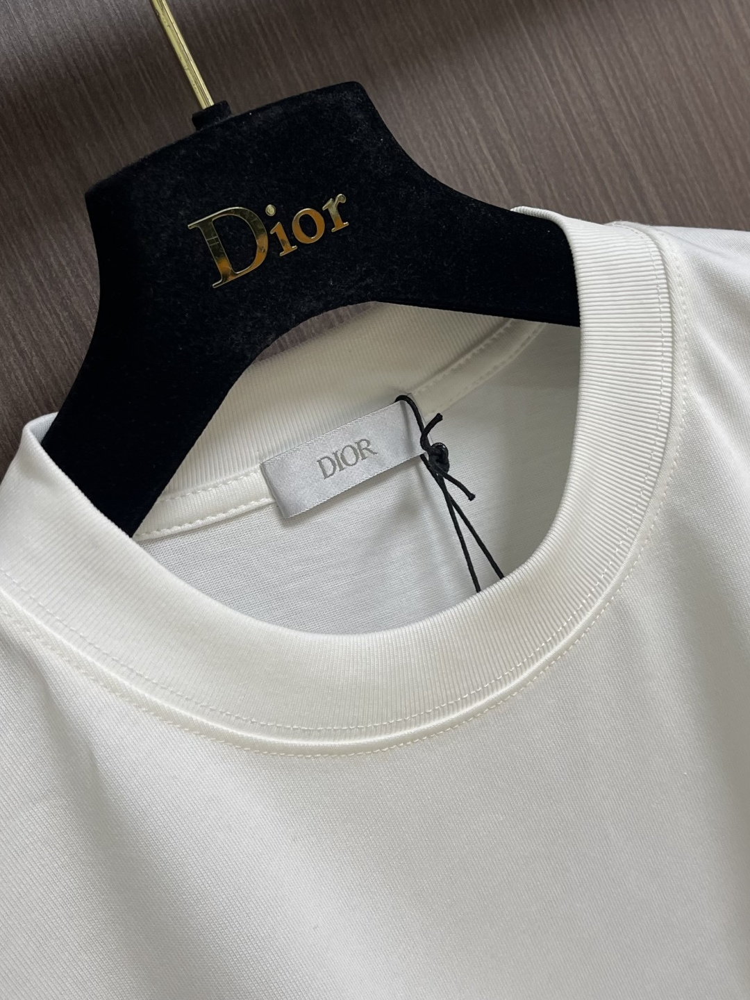 DIOR 2026ss 夏季新款logo标识刺绣圆领短袖T恤，定制客供面料精选丝光棉 轻薄透气 上身丝滑