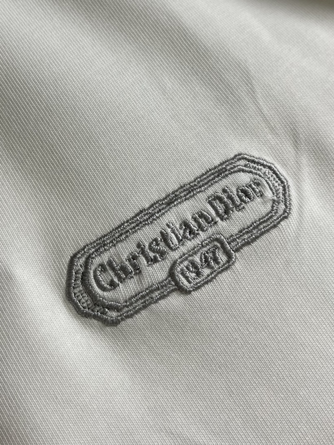 DIOR 2026ss 夏季新款logo标识刺绣圆领短袖T恤，定制客供面料精选丝光棉 轻薄透气 上身丝滑
