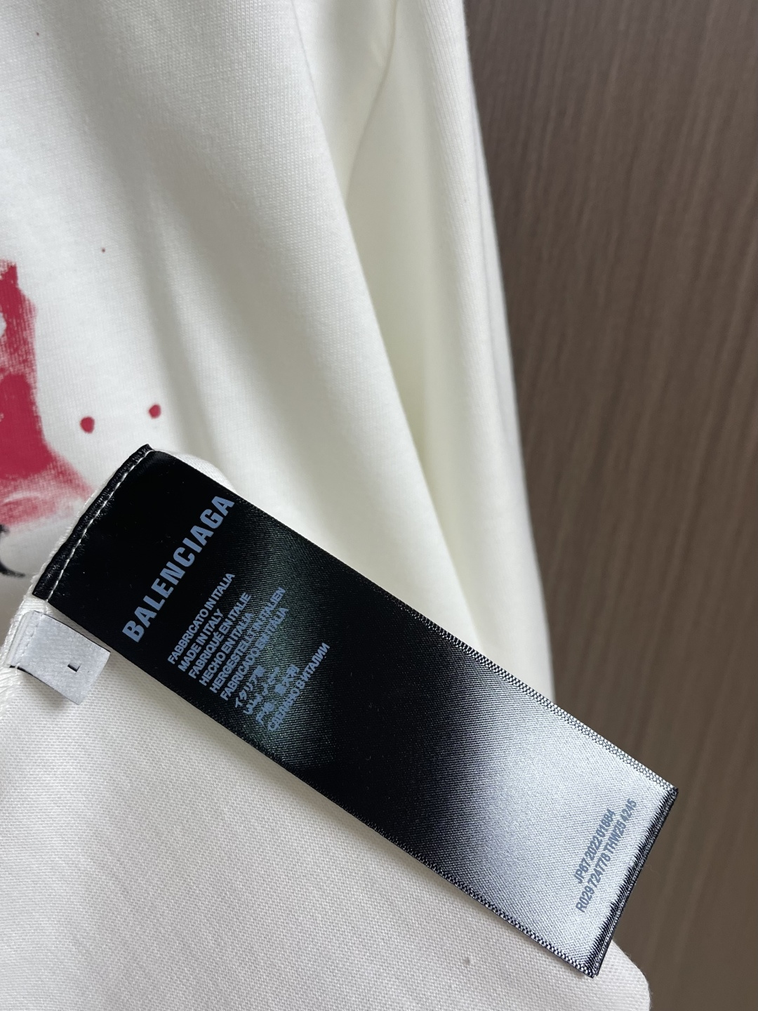 Balenciaga 涂鸦字母logo短袖T恤 独具时尚创意的涂鸦图案 休闲宽松版型 适合各种身材 上身