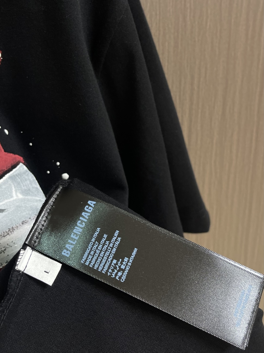 Balenciaga 涂鸦字母logo短袖T恤 独具时尚创意的涂鸦图案 休闲宽松版型 适合各种身材 上身