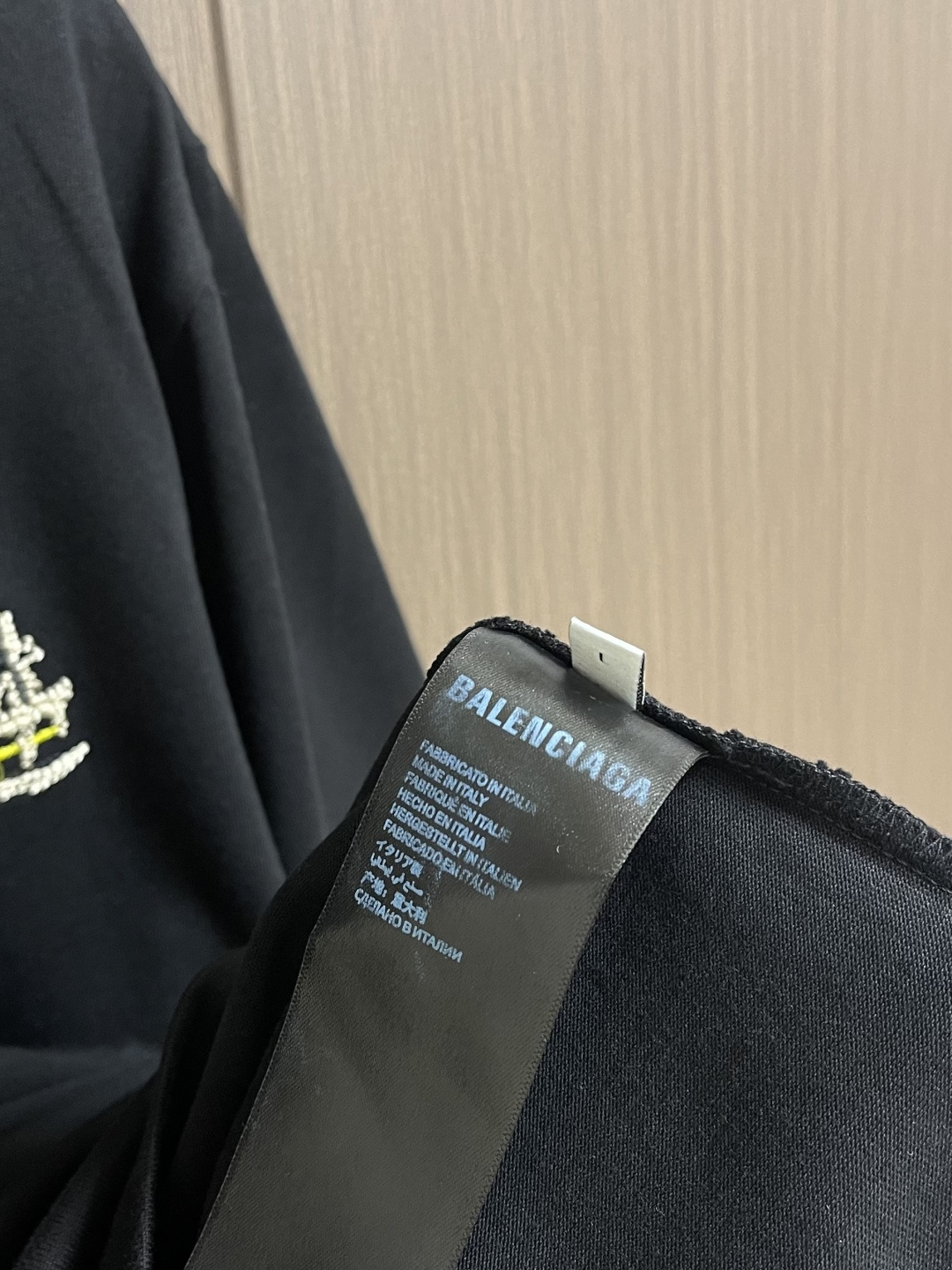 Balenciaga 2026ss新款可乐海浪花刺绣短袖T恤，成衣洗水，设计感十足 ，面料采用巴黎ZP定