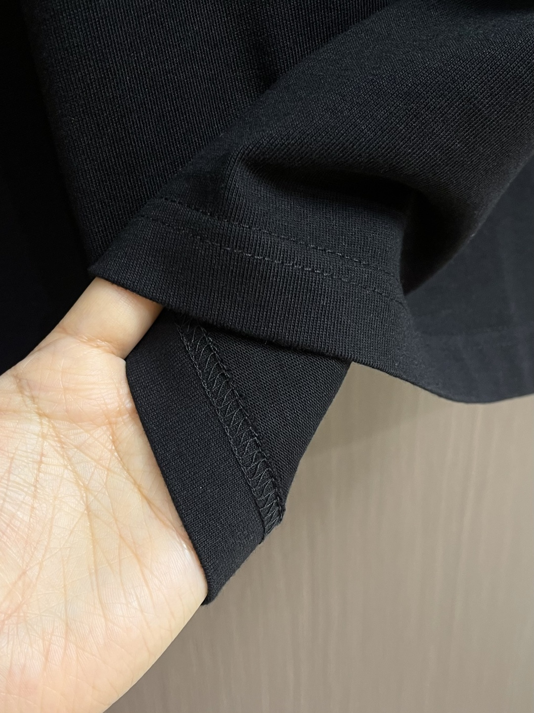 Balenciaga 2026ss新款可乐海浪花刺绣短袖T恤，成衣洗水，设计感十足 ，面料采用巴黎ZP定