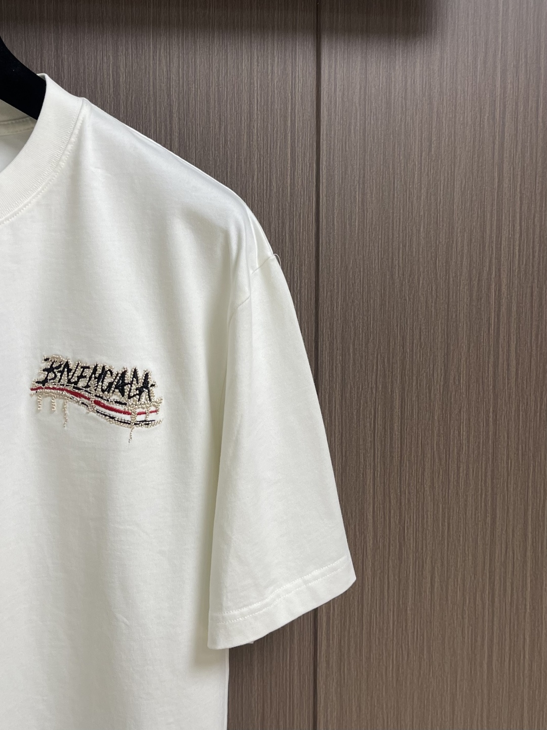 Balenciaga 2026ss新款可乐海浪花刺绣短袖T恤，成衣洗水，设计感十足 ，面料采用巴黎ZP定