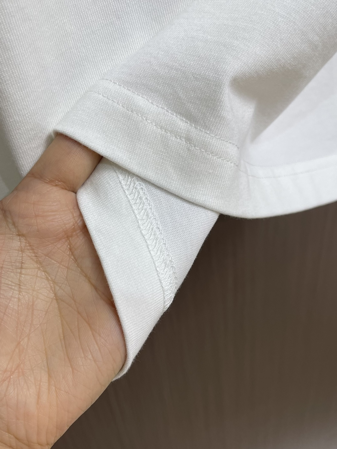 Balenciaga 2026ss新款可乐海浪花刺绣短袖T恤，成衣洗水，设计感十足 ，面料采用巴黎ZP定