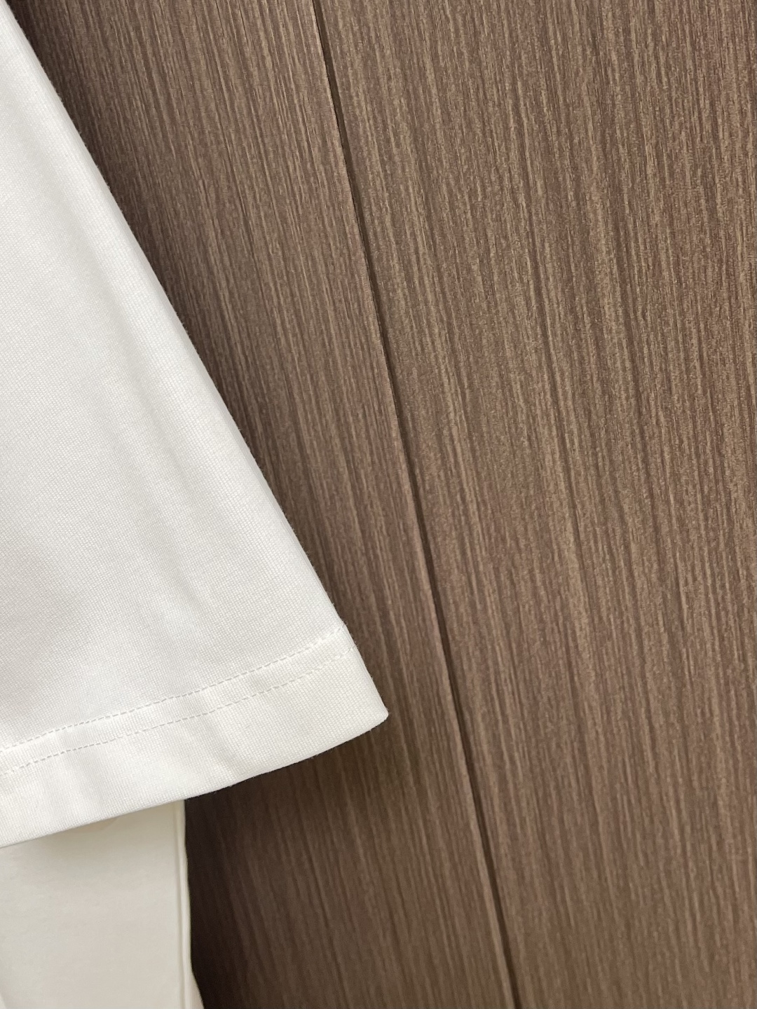 Balenciaga 刺绣logo圆领短袖T恤，定织定染百分百纯棉双股面料 成衣洗水 前幅高清扫描图案完