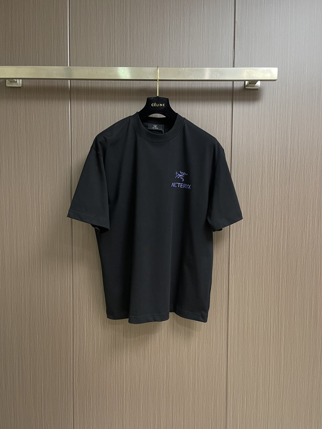 Arcteryx始祖鸟 2026SS 前后印花短袖T恤 采用60支双股，270g全棉面料。上身透气，绝不