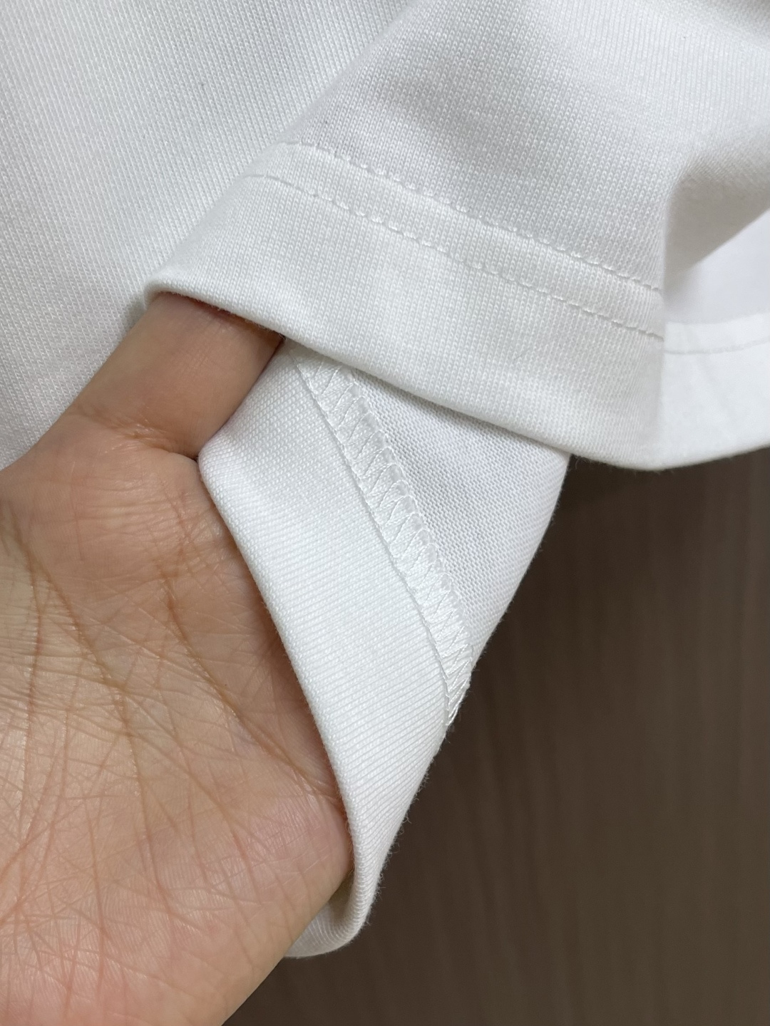 Arcteryx始祖鸟 2026SS 前后印花短袖T恤 采用60支双股，270g全棉面料。上身透气，绝不