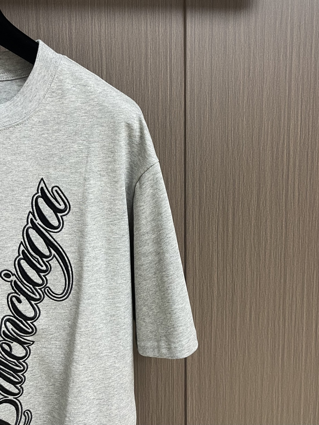 BALENCIAGA 印花logo标识短袖T恤，定织面料工艺洗水处理 高克重300克面料 质感十足 布面