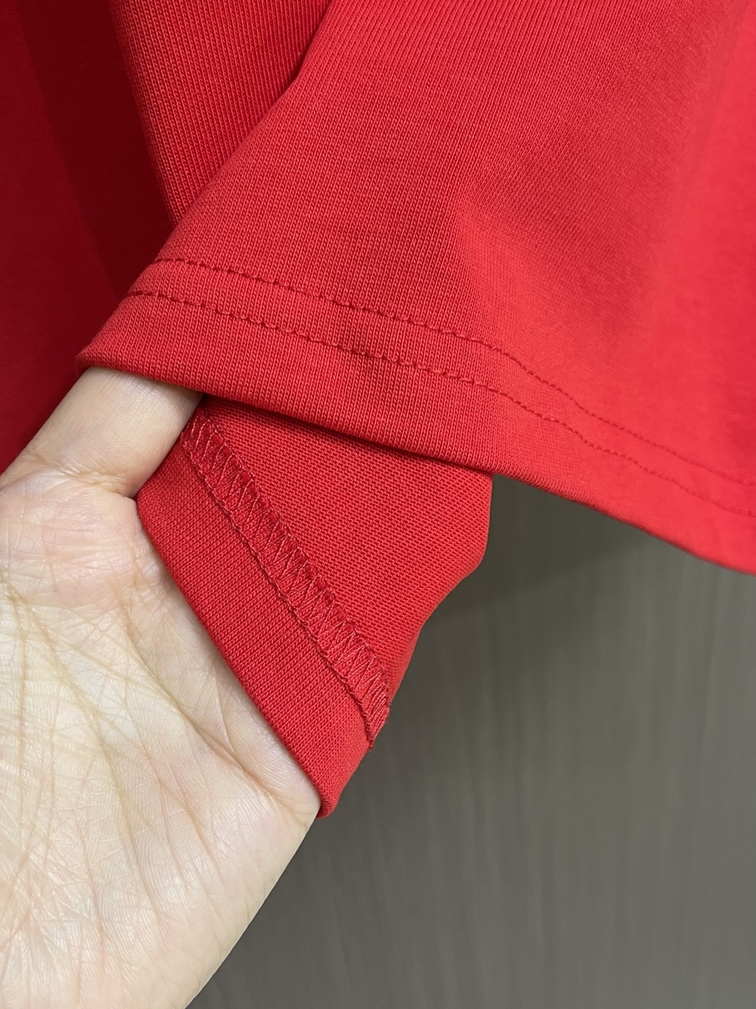 BALENCIAGA 印花logo标识短袖T恤，定织面料工艺洗水处理 高克重300克面料 质感十足 布面