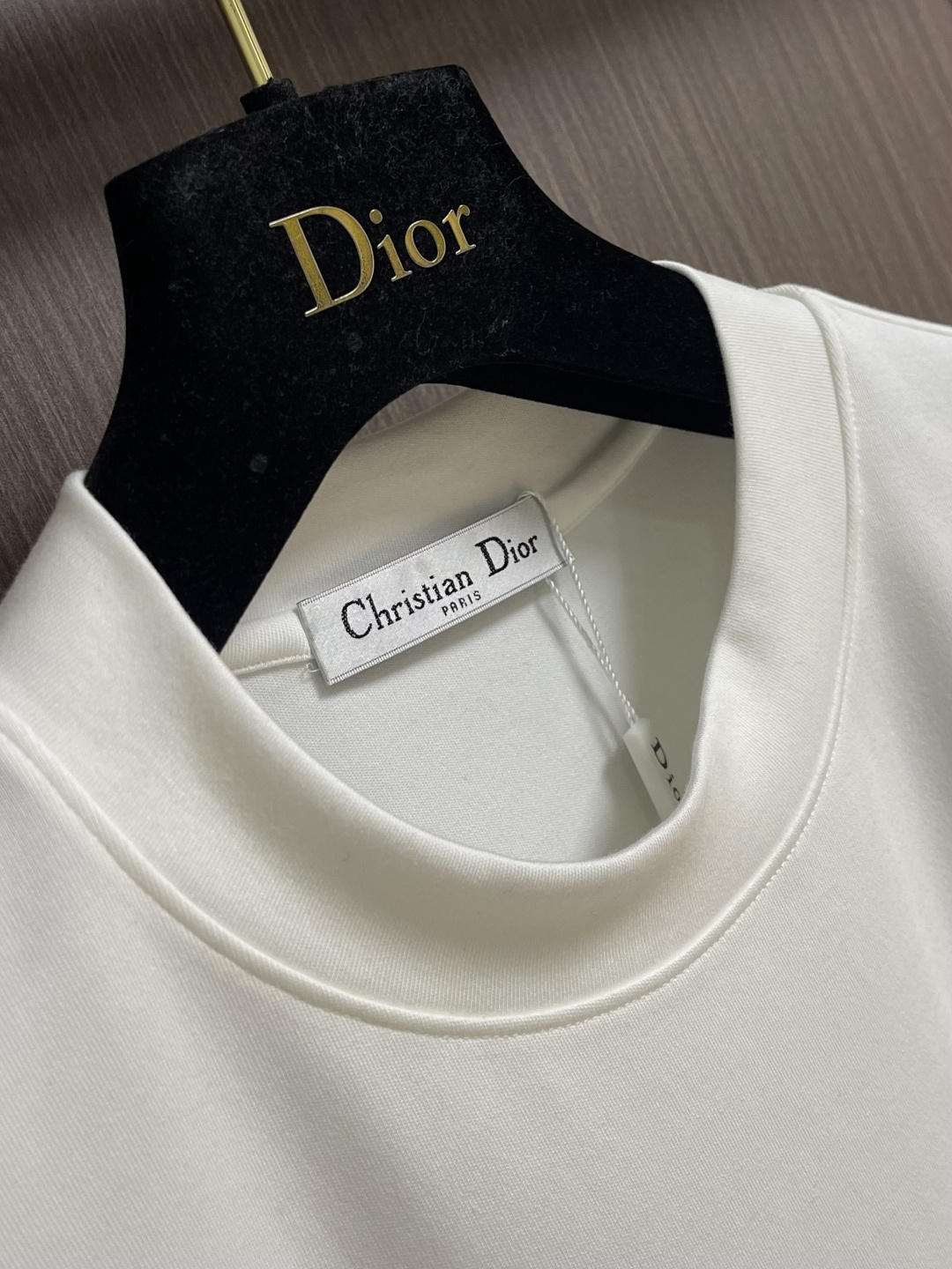 Dior 下摆小蜜蜂刺绣纯棉短袖t恤，时髦百搭小蜜蜂经典t，小迪高级极简系列，宽松os版型裁剪，不挑人款