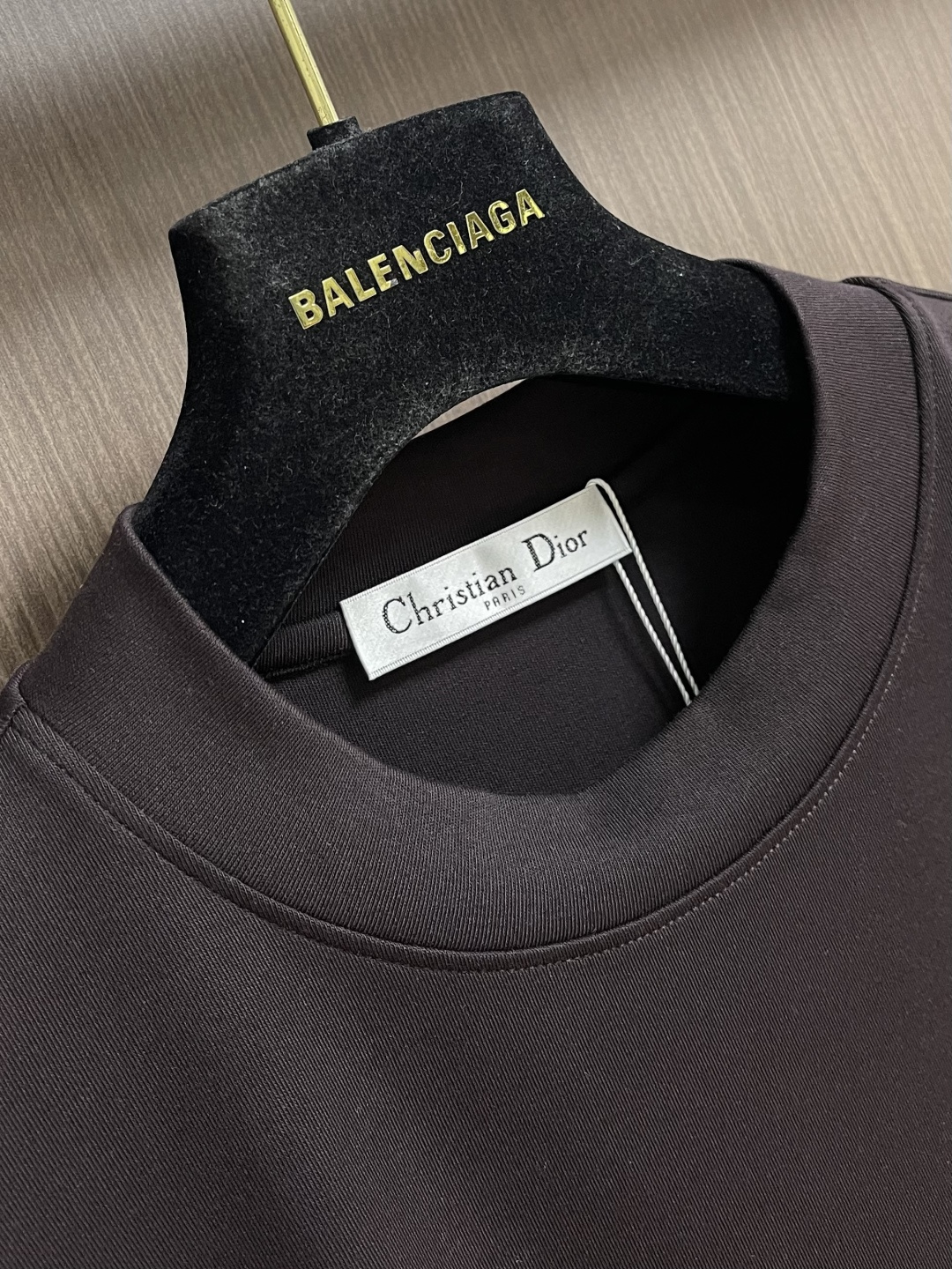 Dior 下摆小蜜蜂刺绣纯棉短袖t恤，时髦百搭小蜜蜂经典t，小迪高级极简系列，宽松os版型裁剪，不挑人款