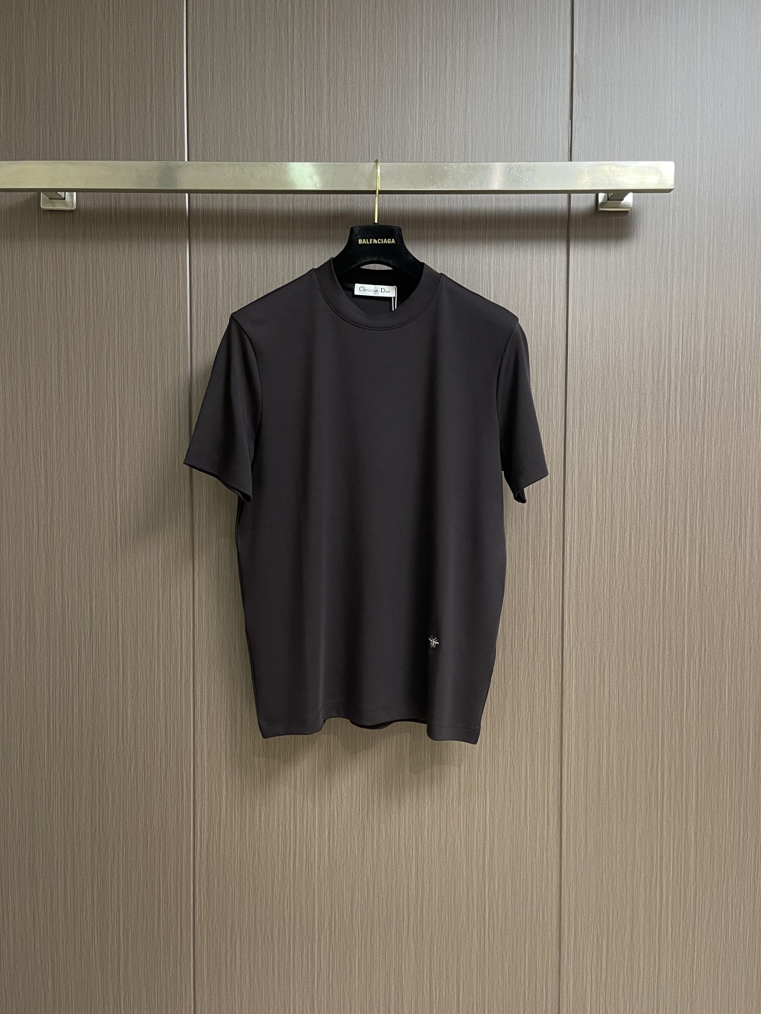 Dior 下摆小蜜蜂刺绣纯棉短袖t恤，时髦百搭小蜜蜂经典t，小迪高级极简系列，宽松os版型裁剪，不挑人款