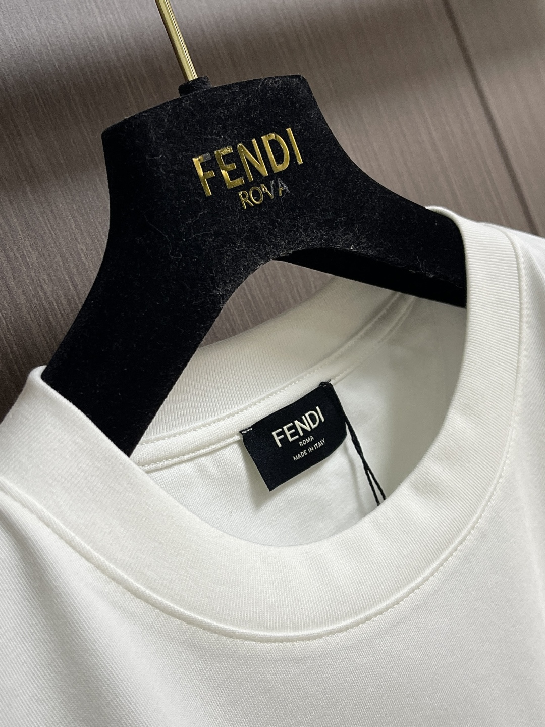 Fendi 2026ss早春新款 贴布章仔刺绣短袖T恤，轻奢主义，男女日常通勤穿搭必备单品，320克10