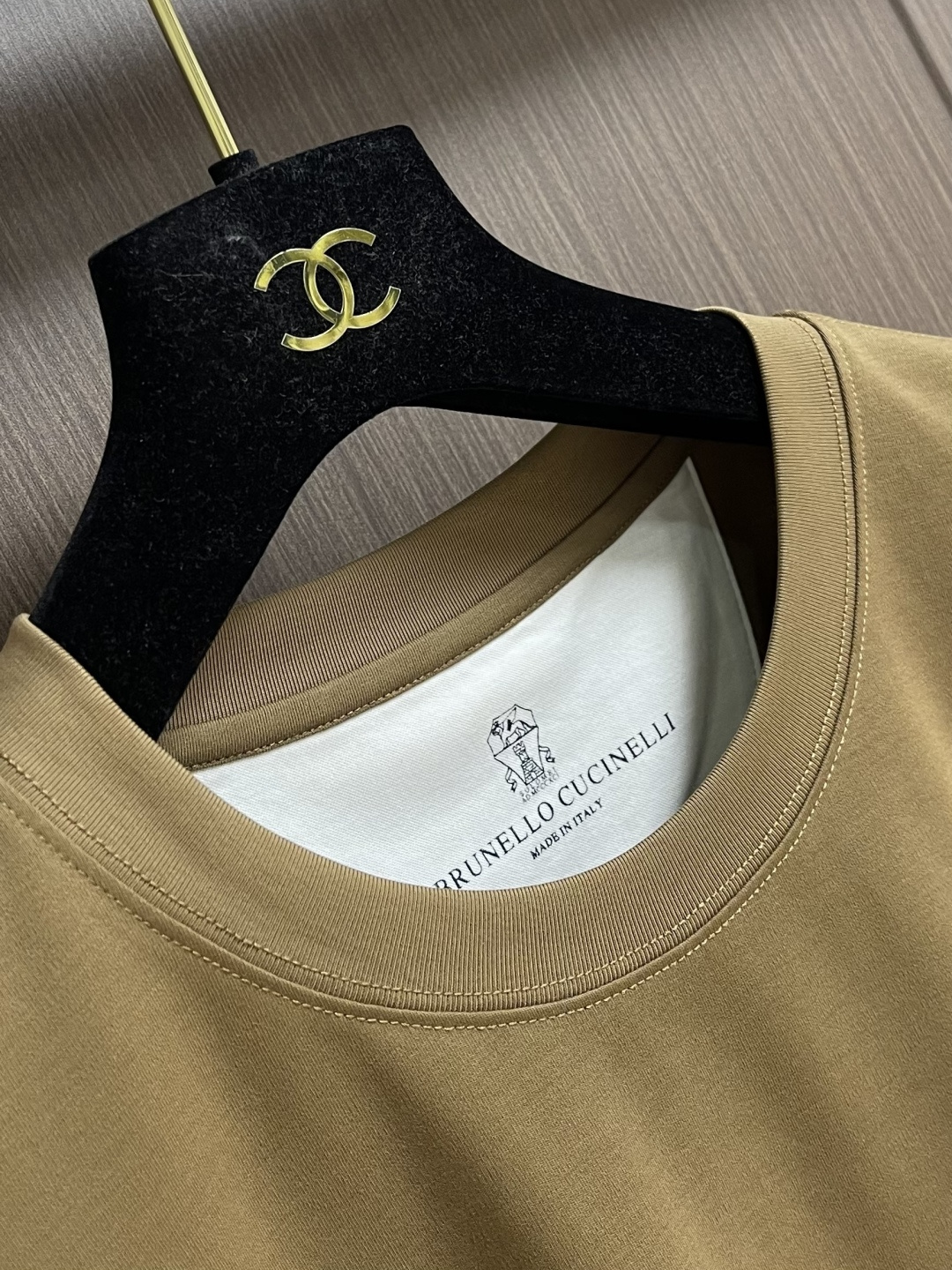 Brunello Cucinelli BC 胸前刺绣假两件圆领短袖T恤，2026SS早春新款短袖 男士日