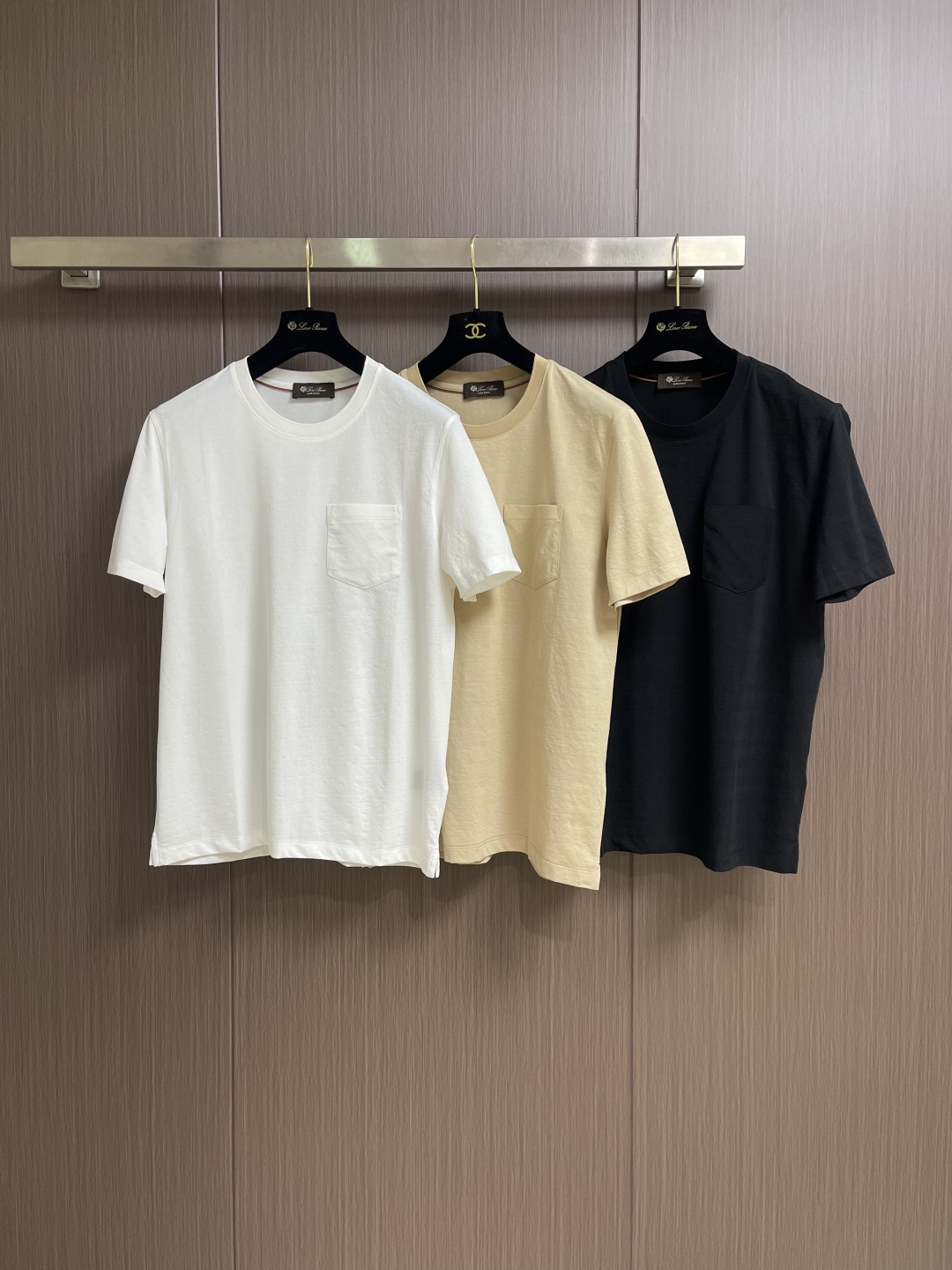 Loro piana LoroPiana 2026ss早春新款短袖T恤打底衫，全品相！采用胸前logo口