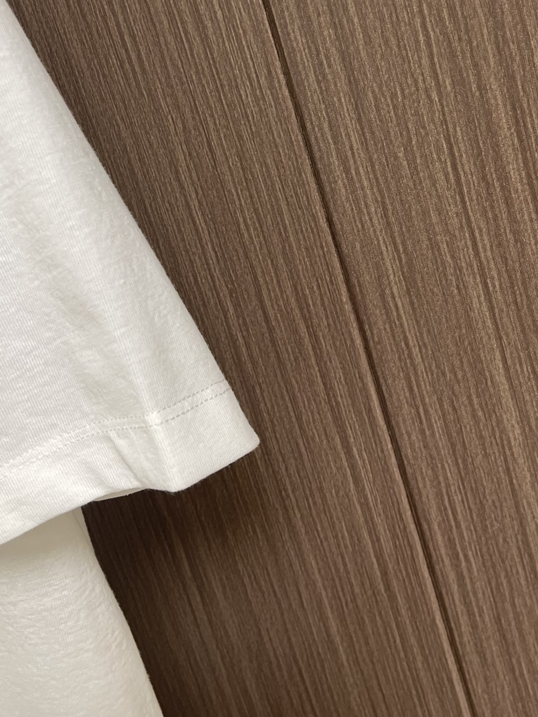 Loro piana LoroPiana 2026ss早春新款短袖T恤打底衫，全品相！采用胸前logo口
